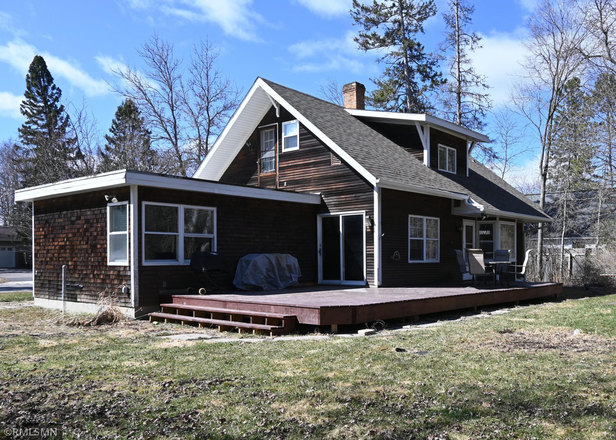 219 W Vermilion Drive — photo