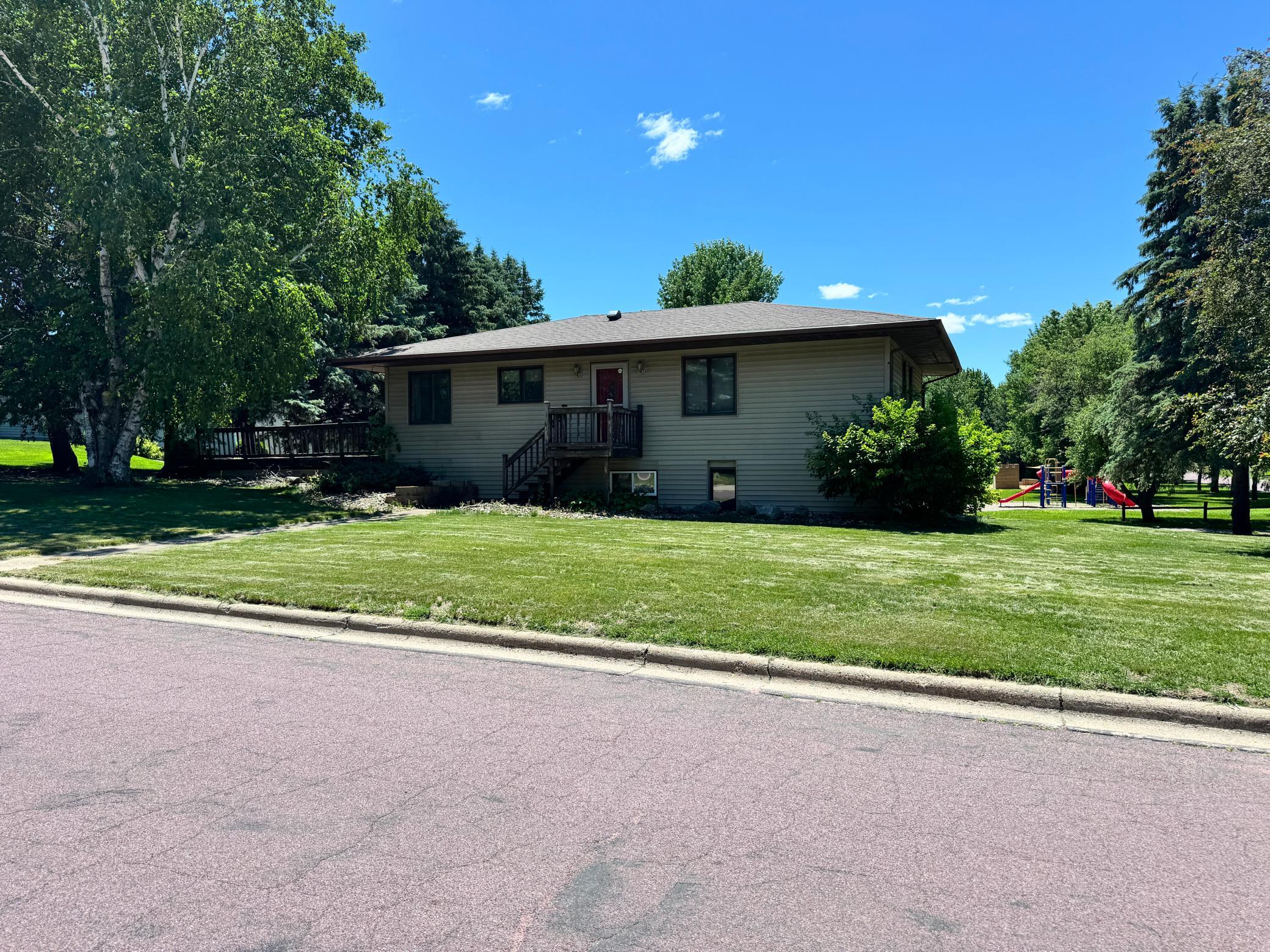 1525 Sayles Drive — photo