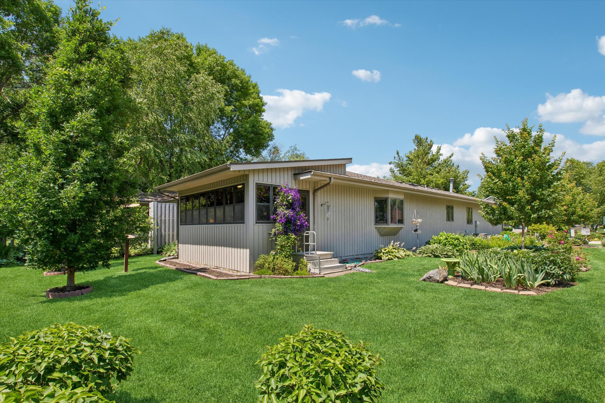 701 Hackerson Court — photo