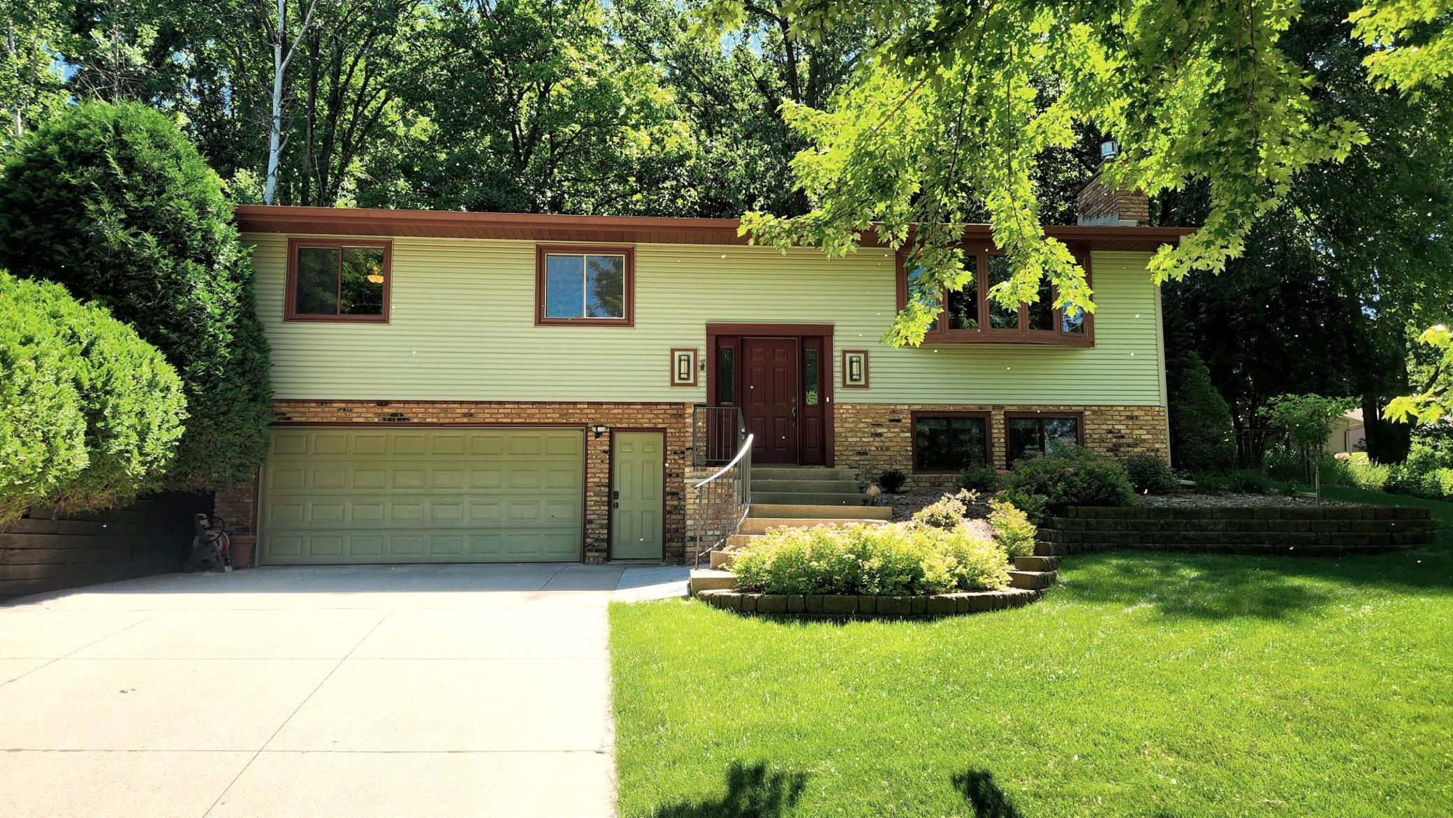 2510 Northern Hills Court NE — photo