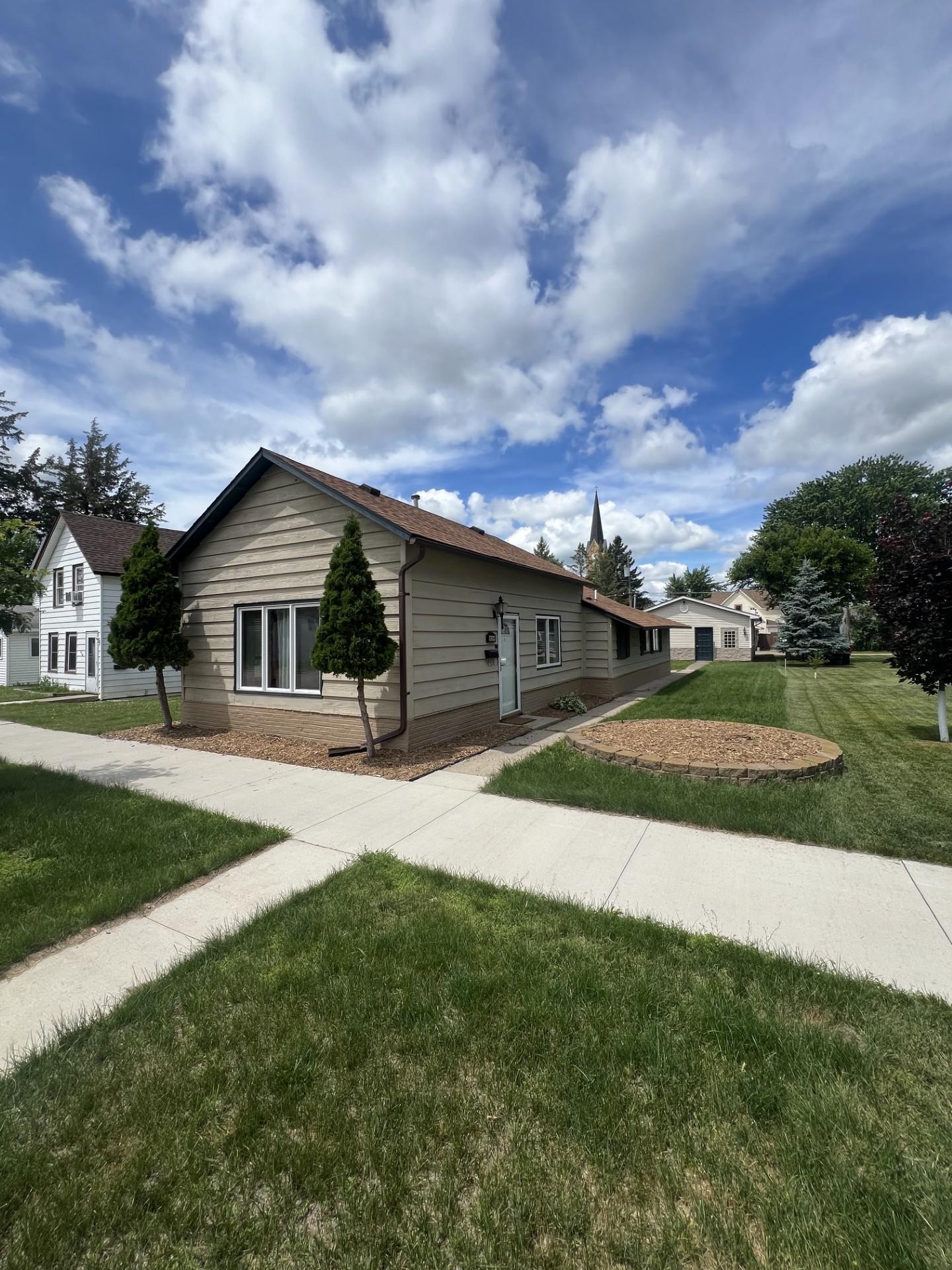 214 E Main Street — photo