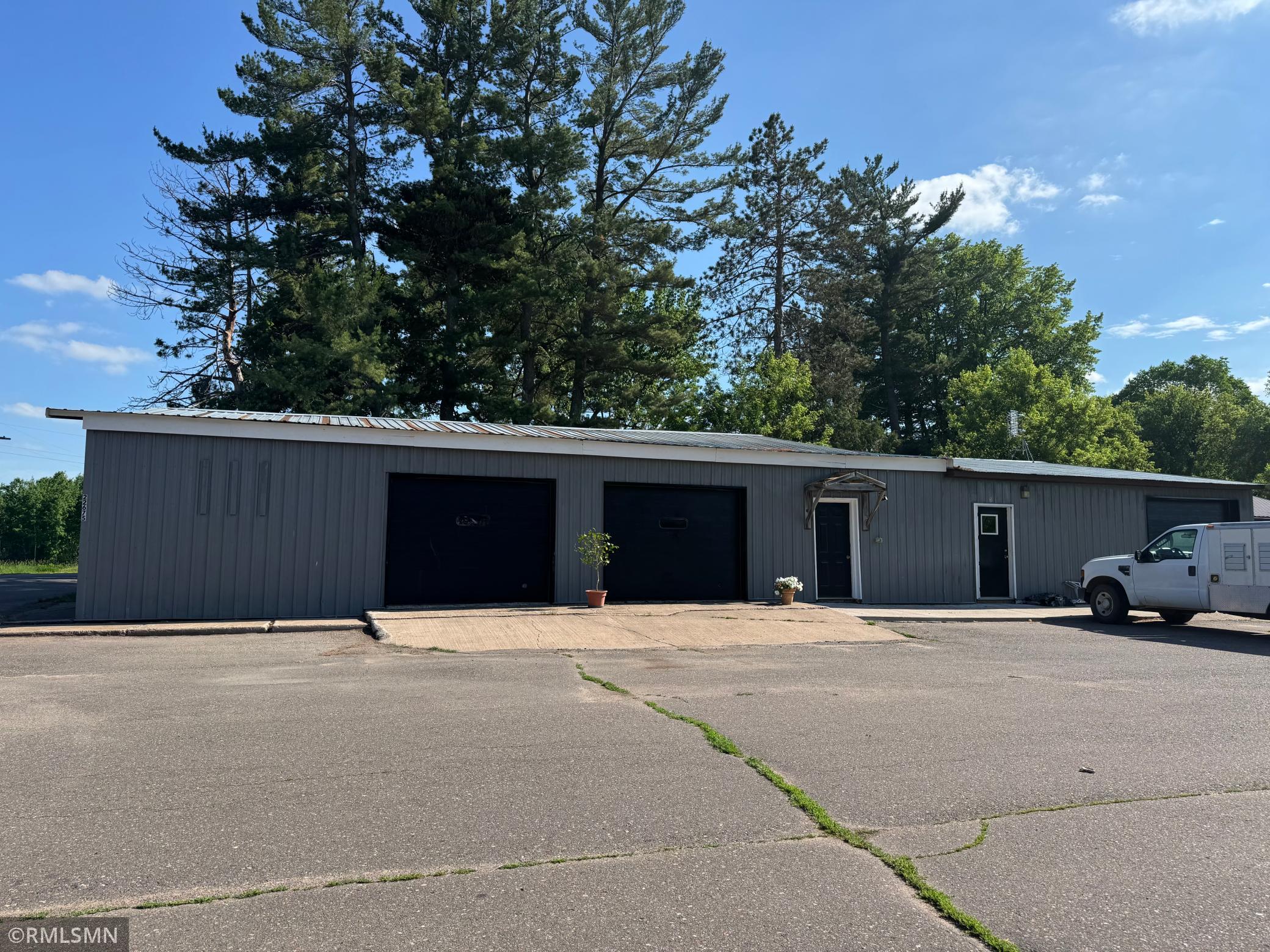 22675 Quamba Street — photo