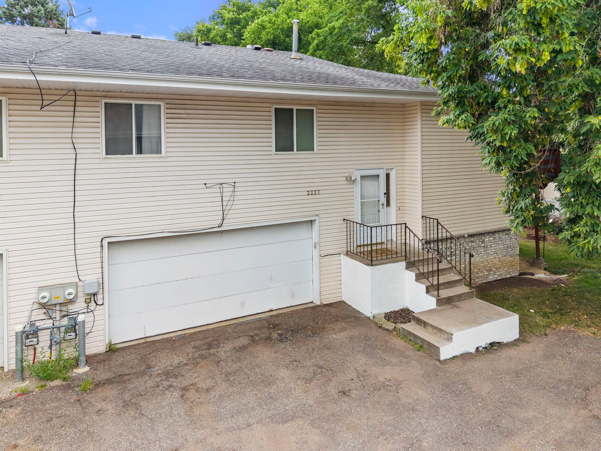 2227 Old County Road 34 Place — photo