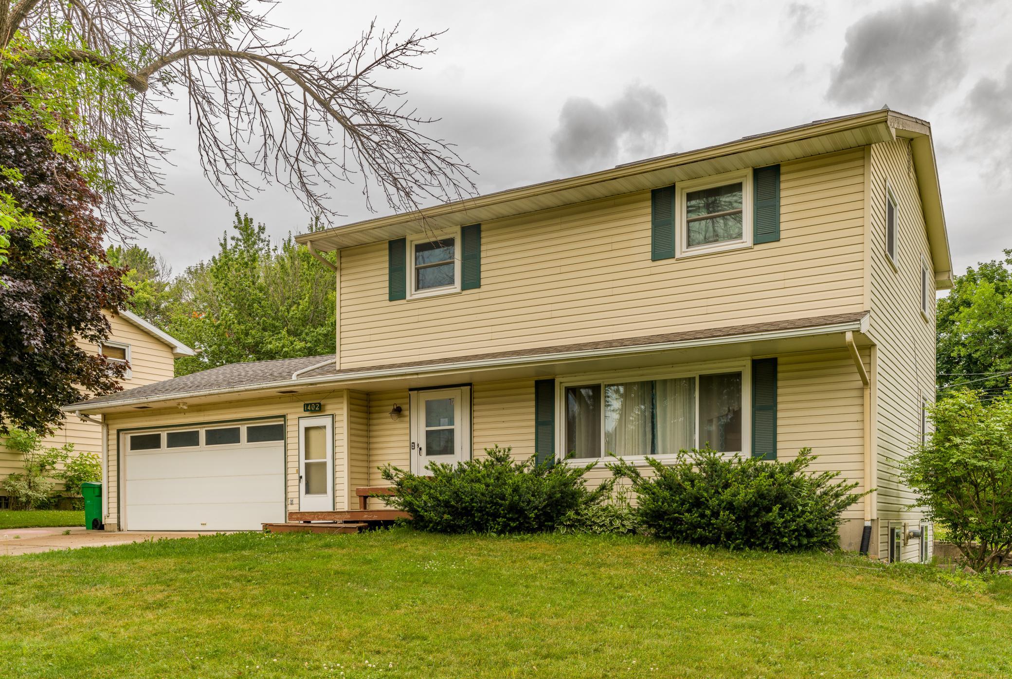 1402 Southview Lane — photo