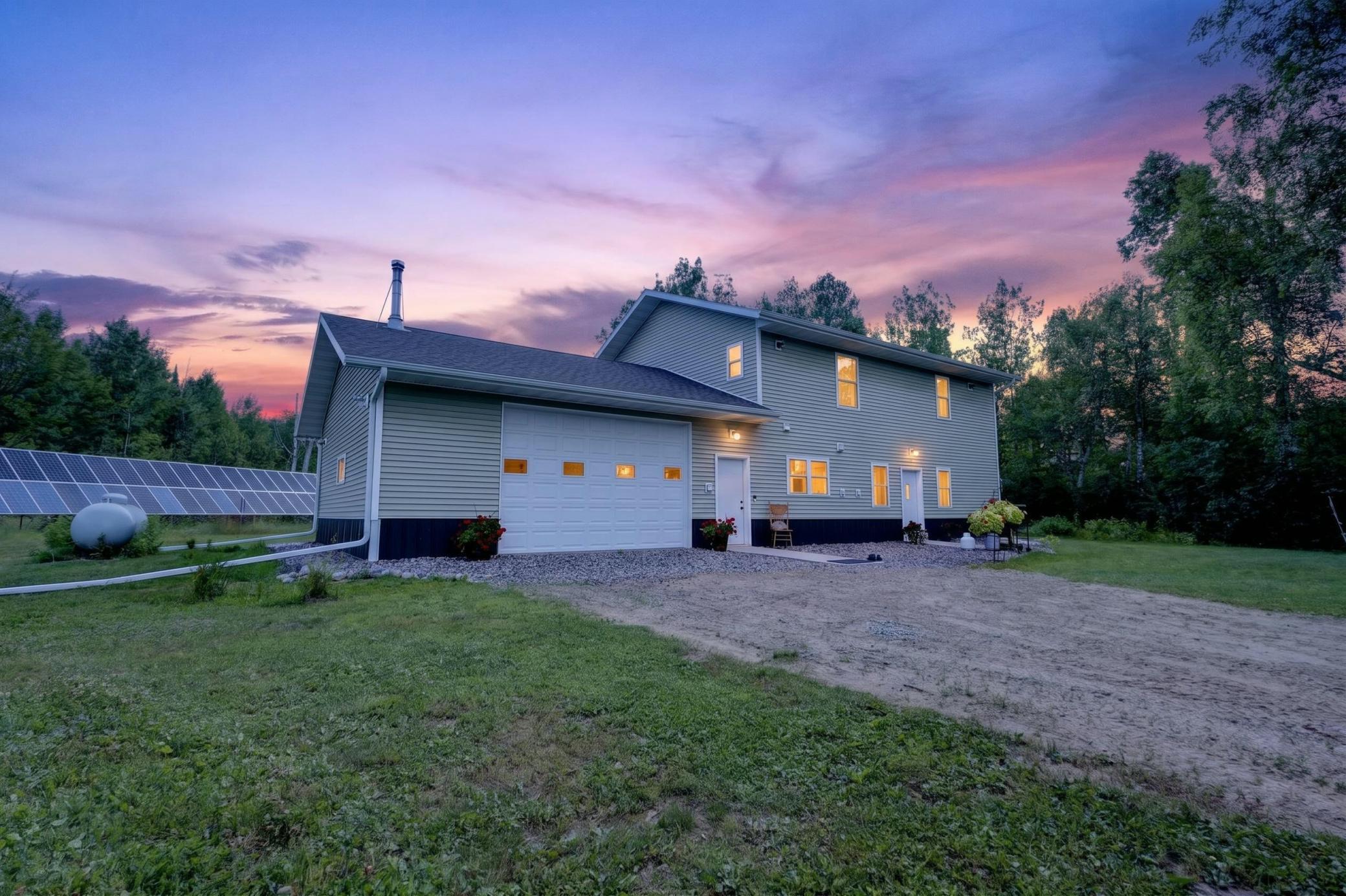 51150 N White Swan Lake Rd — photo