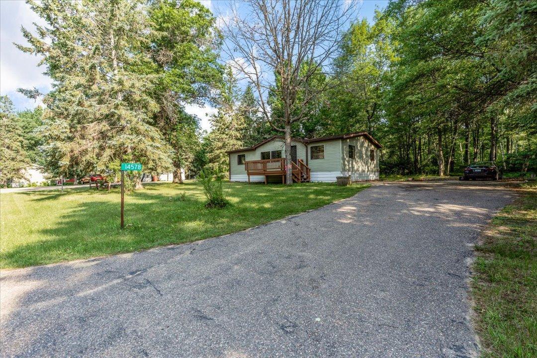 14578 Ridgeway Road — photo