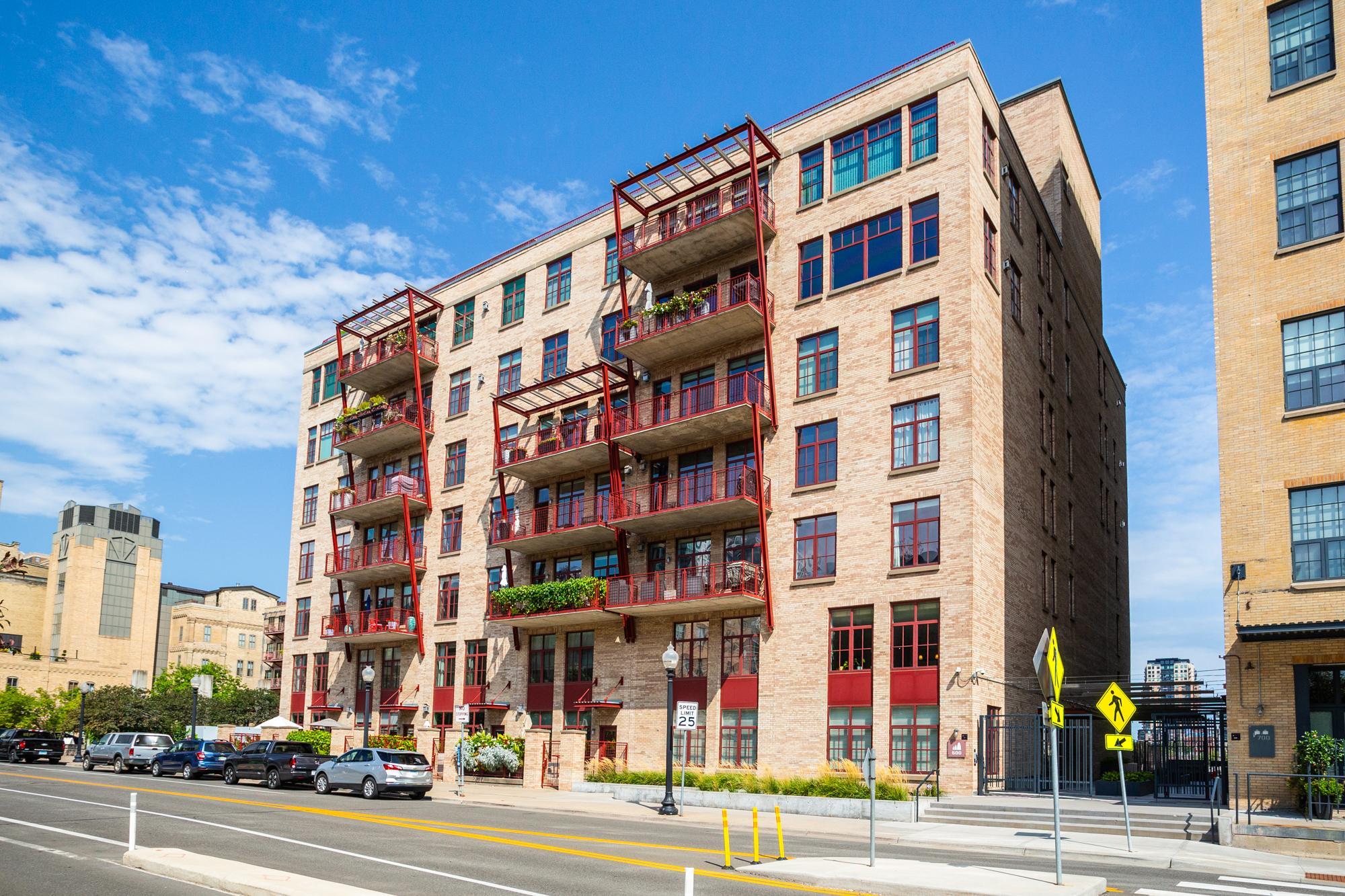 600 S 2nd Street #S108 — photo