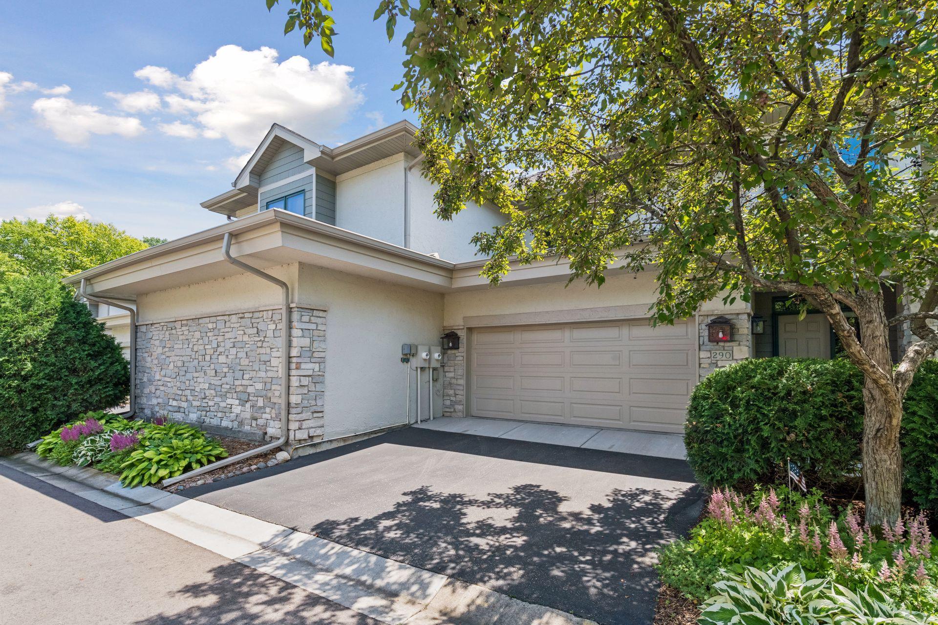 290 Grace Pointe Court — photo
