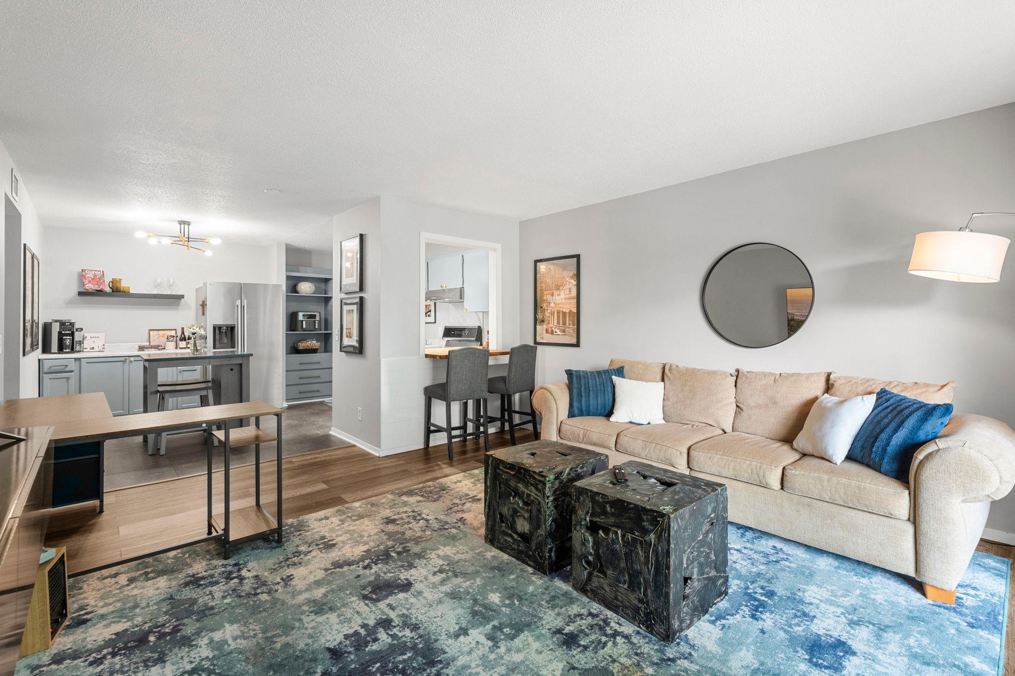 4120 Parklawn Avenue 231 — photo