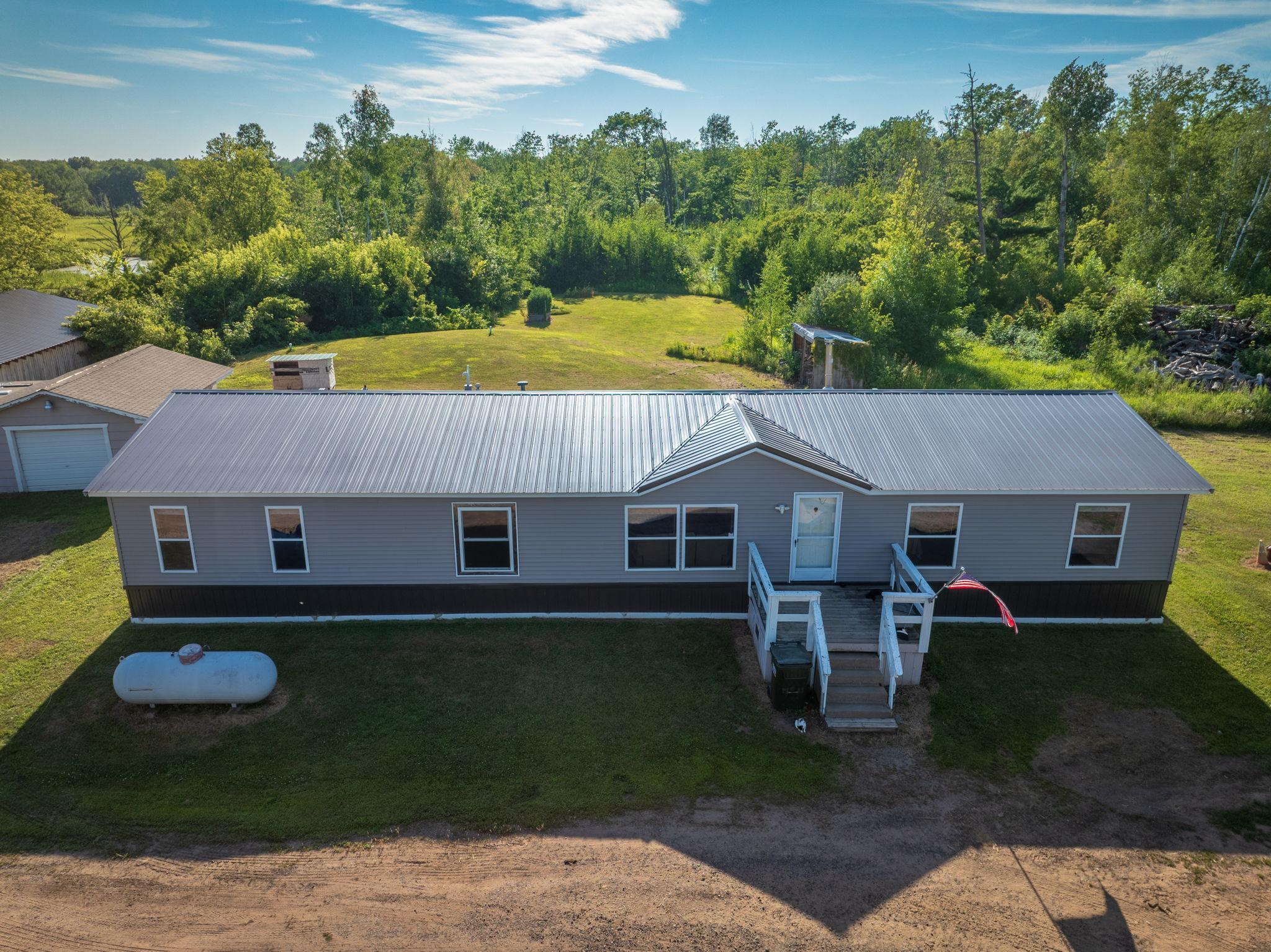 43231 County Highway 61 — photo