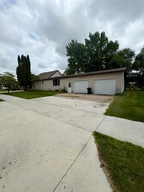 306 SW Brown Street — photo