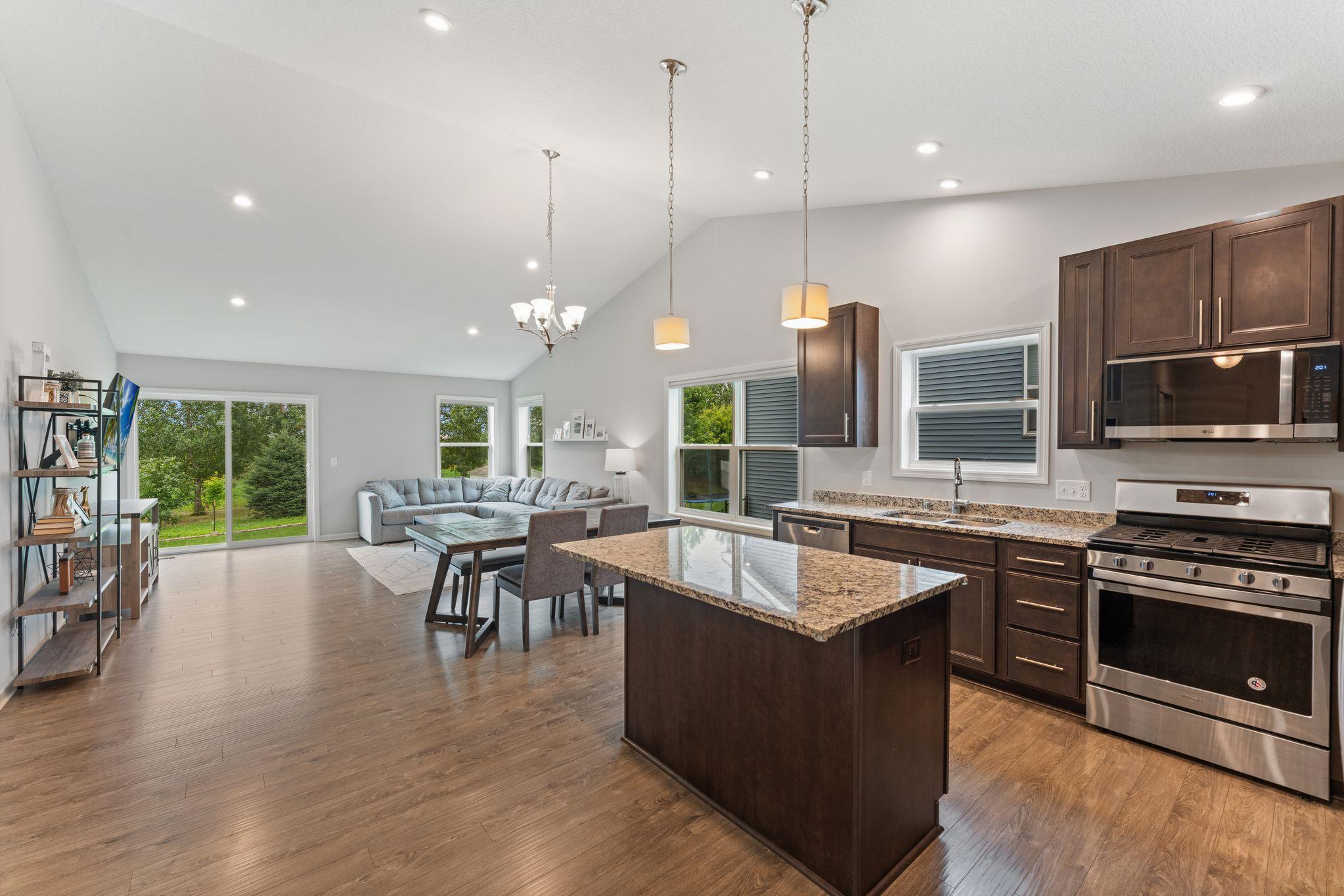 13800 Anderson Drive — photo