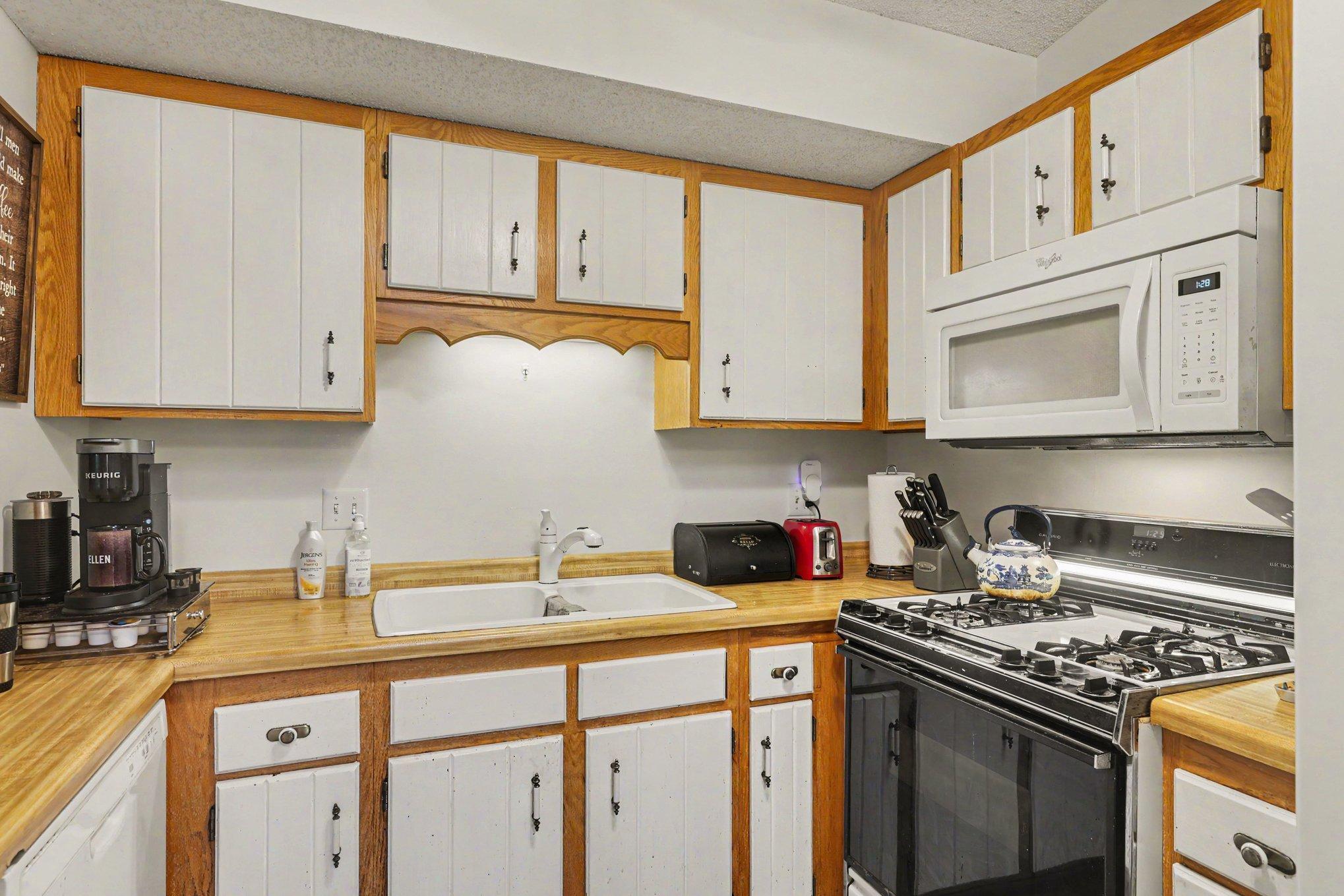5626 N Innsbruck Court — photo