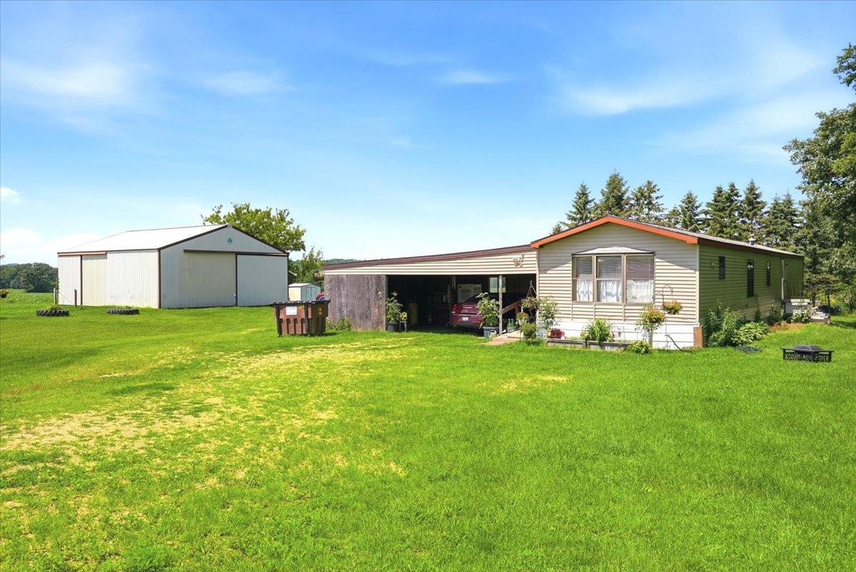 N1405 County Road Z — photo