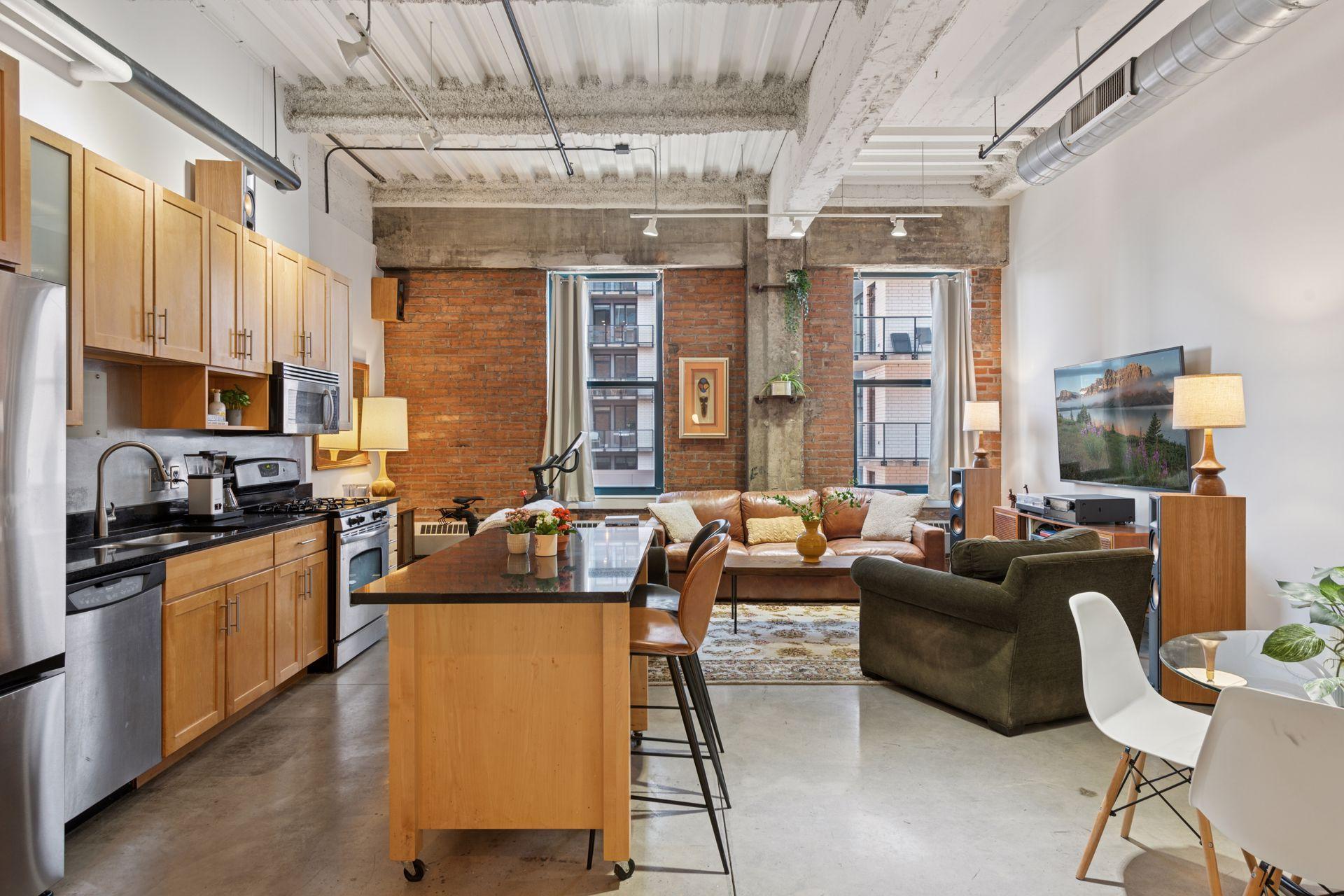 250 Park Avenue 610 — photo