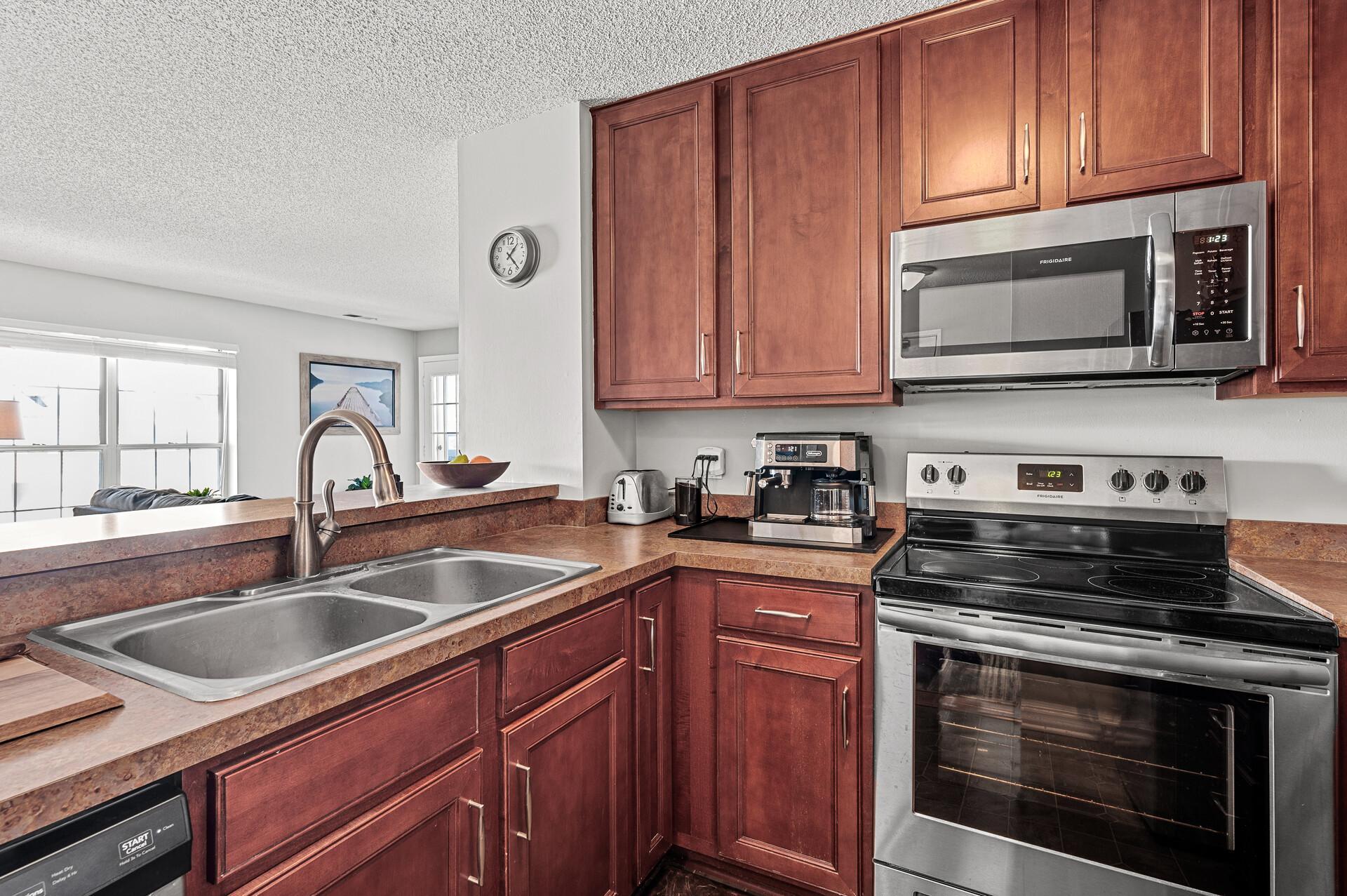 6020 Chasewood Parkway 203 — photo