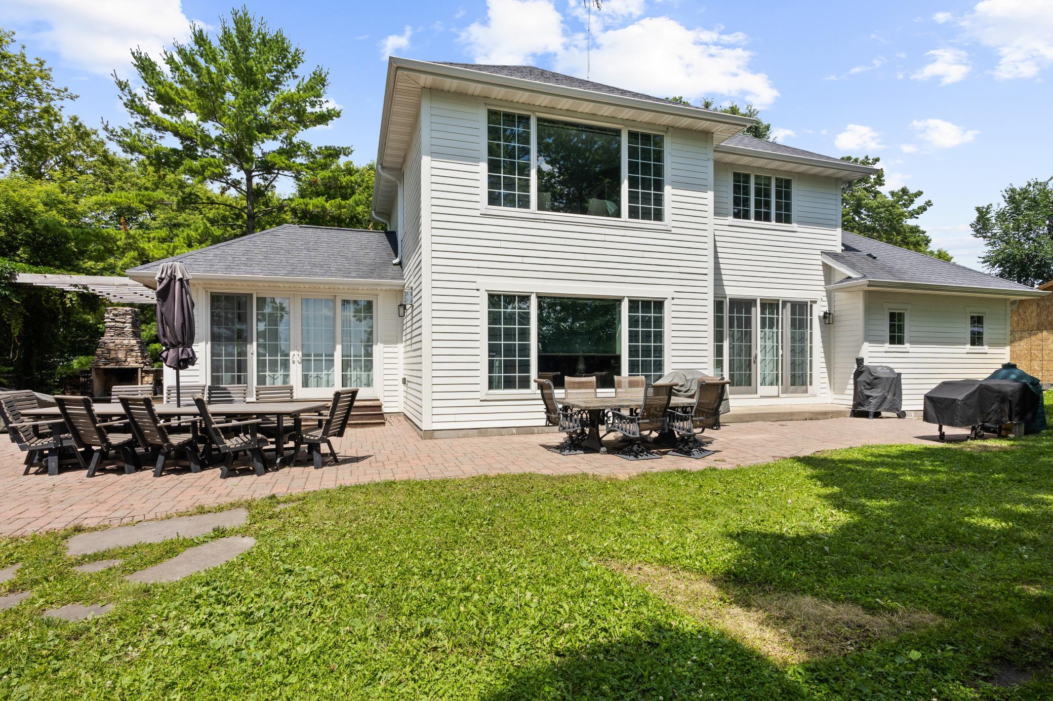 20132 Sunny View Drive — photo