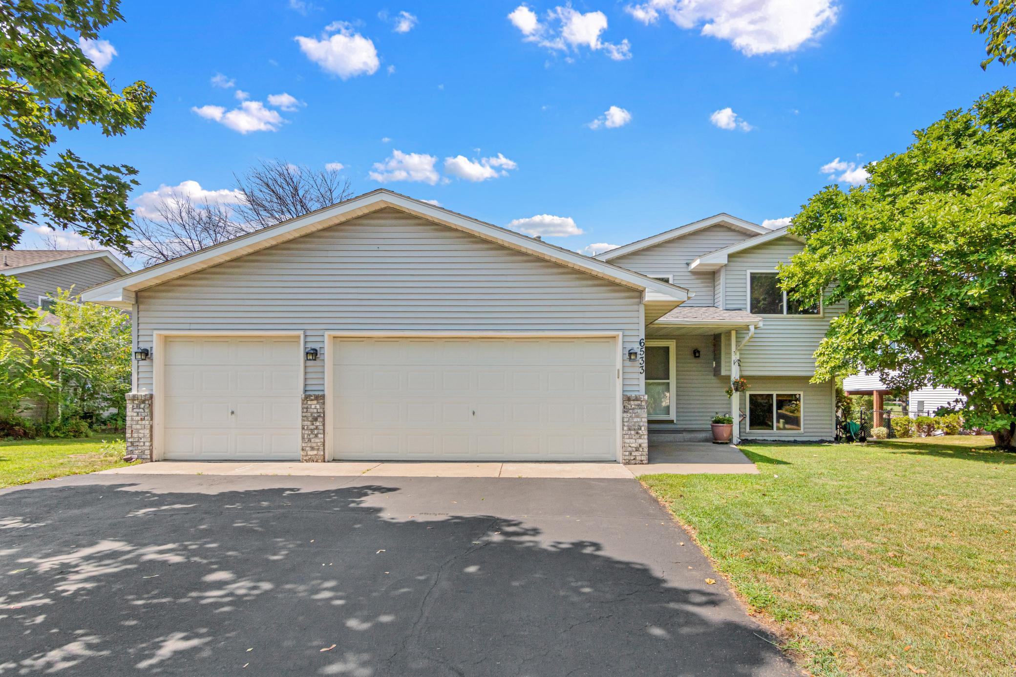 6533 Neddersen Circle — photo