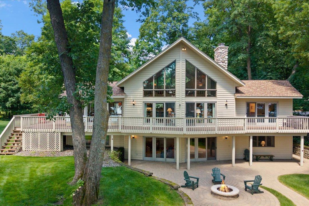 8882 Interlachen Road — photo