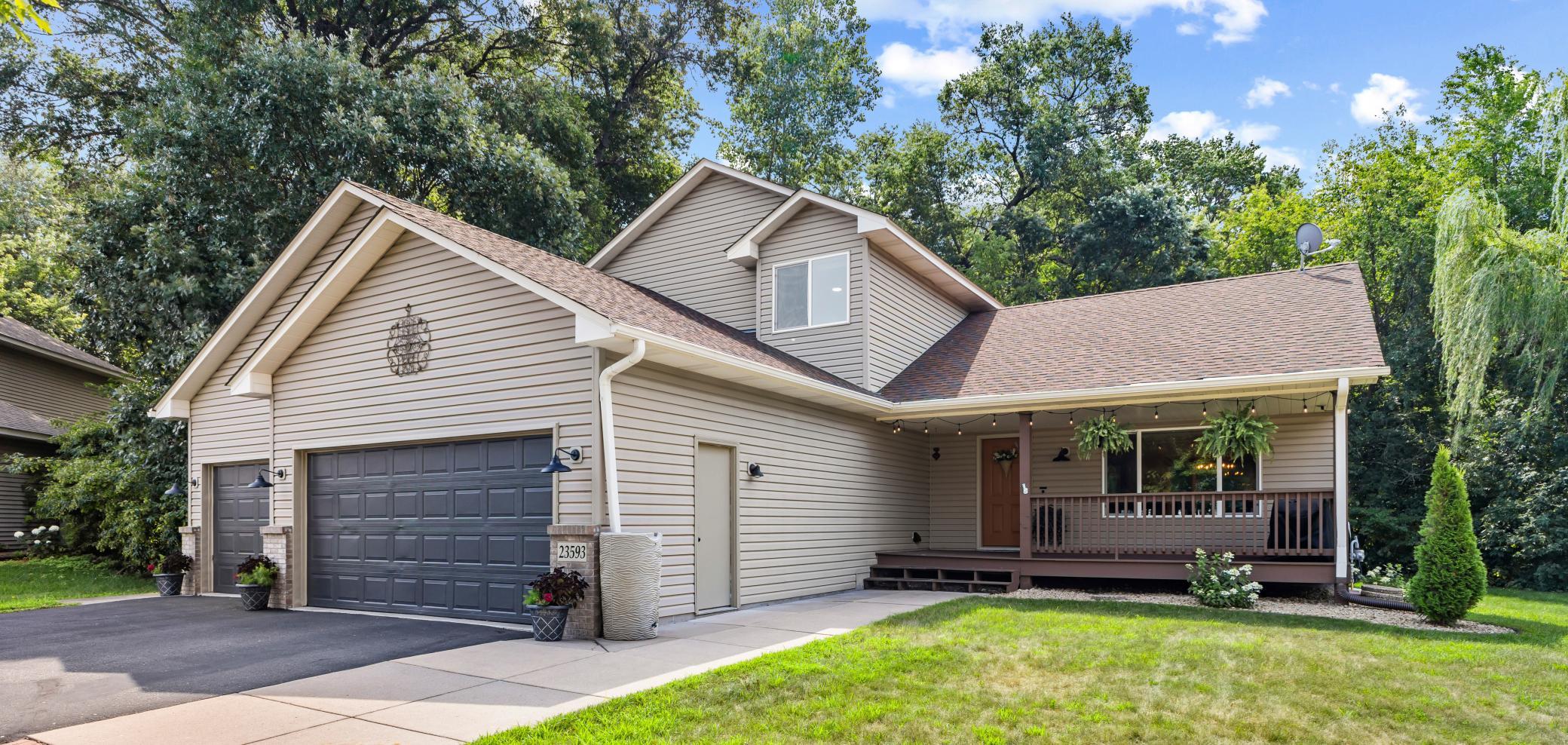 23593 Flora Court NW — photo