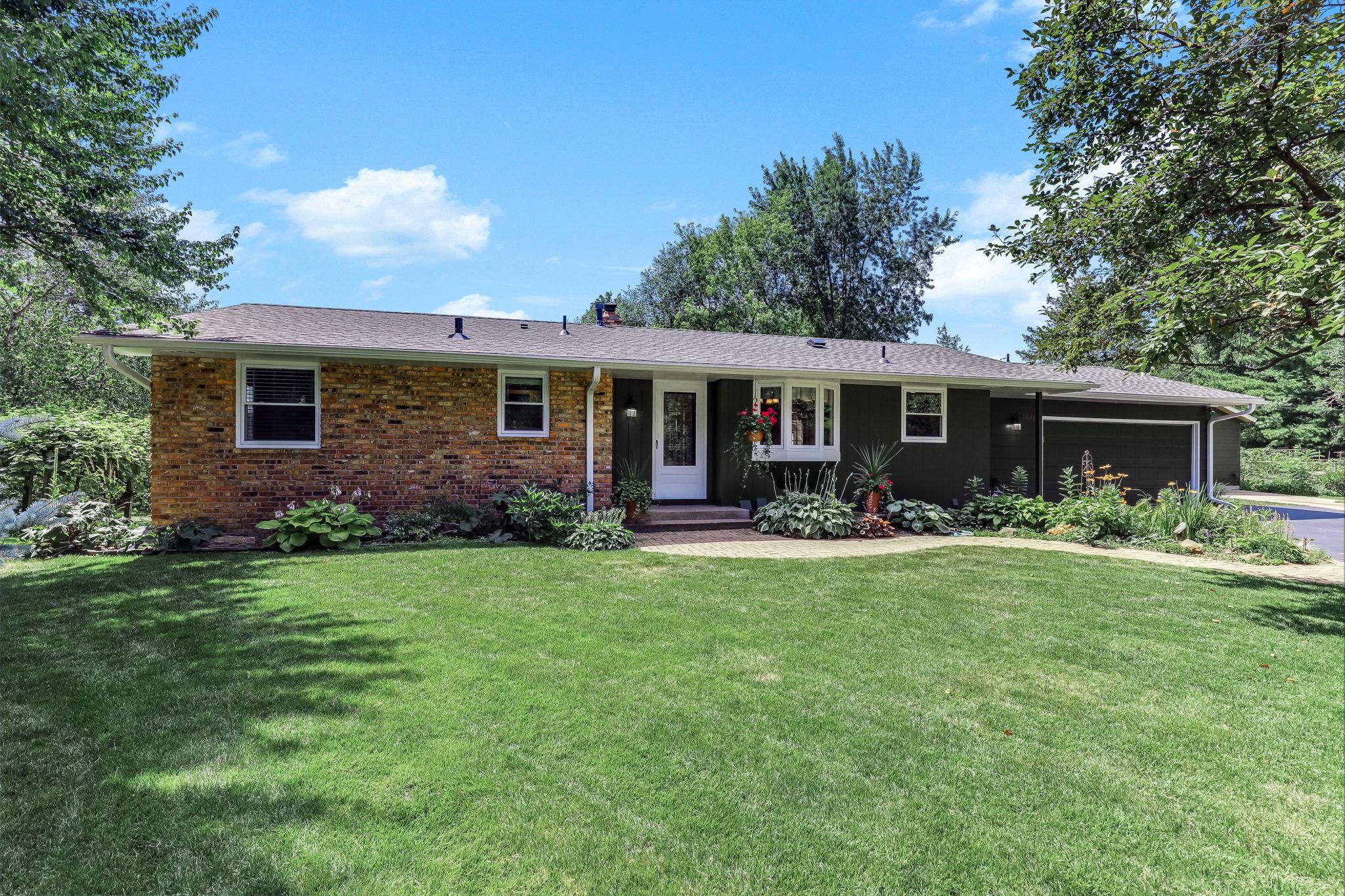 16307 Moorland Circle — photo