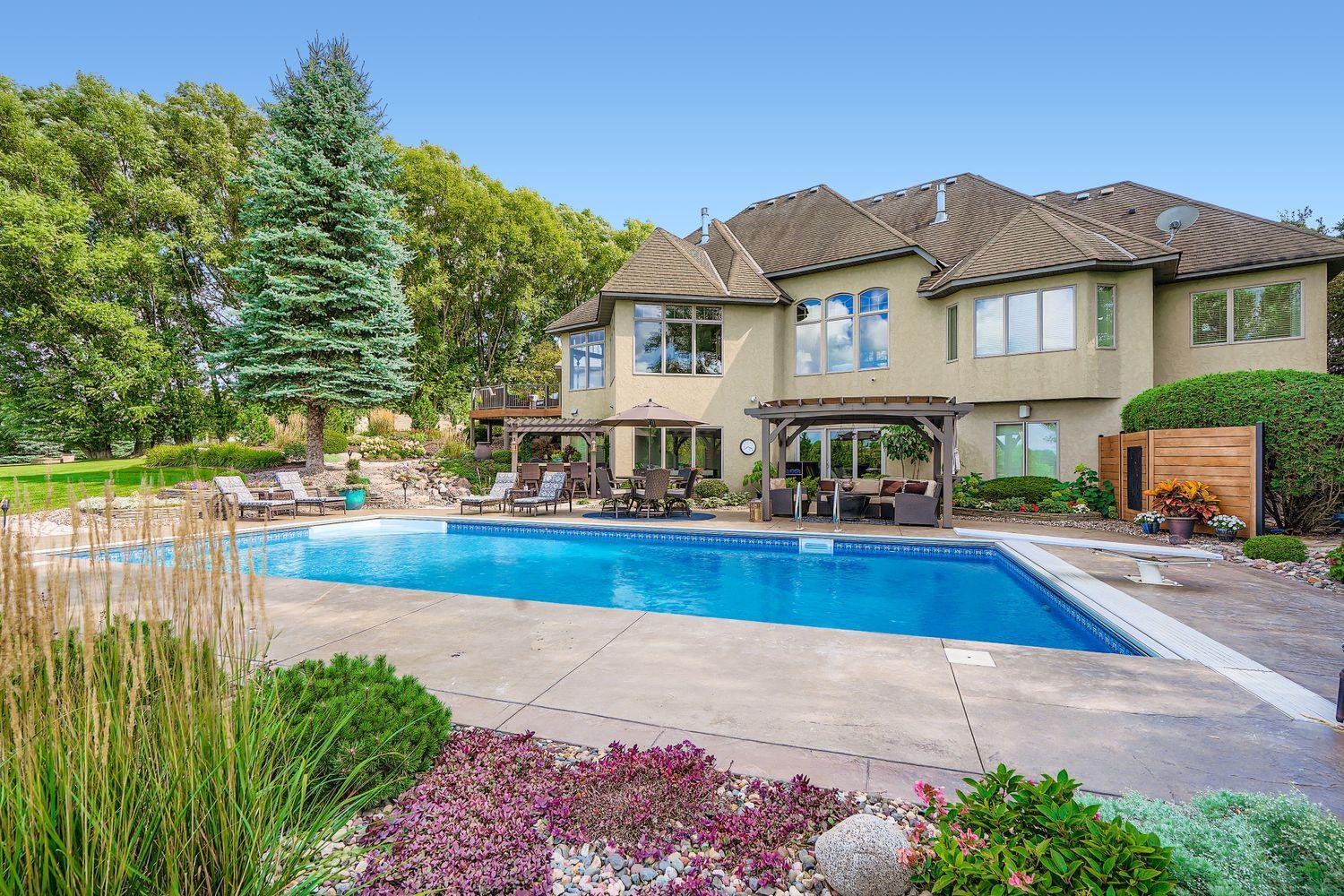 6260 Broadview Drive — photo