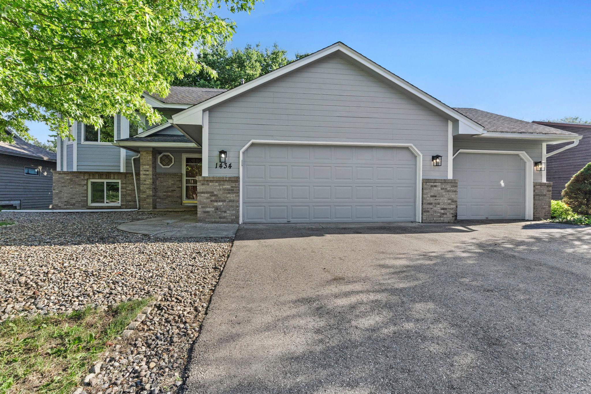 1434 Eastlake Drive — photo