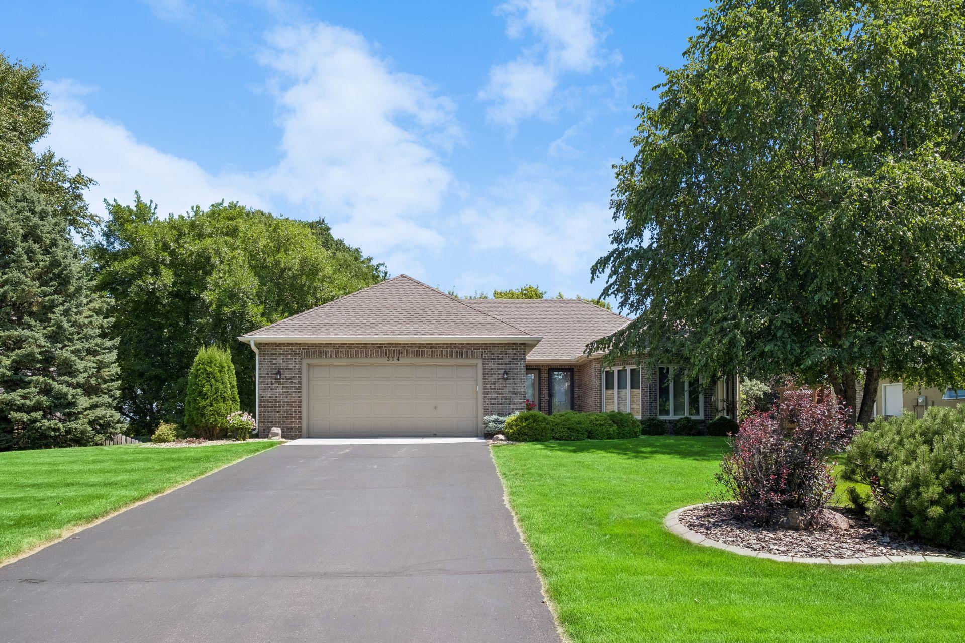 314 Wedgewood Drive — photo