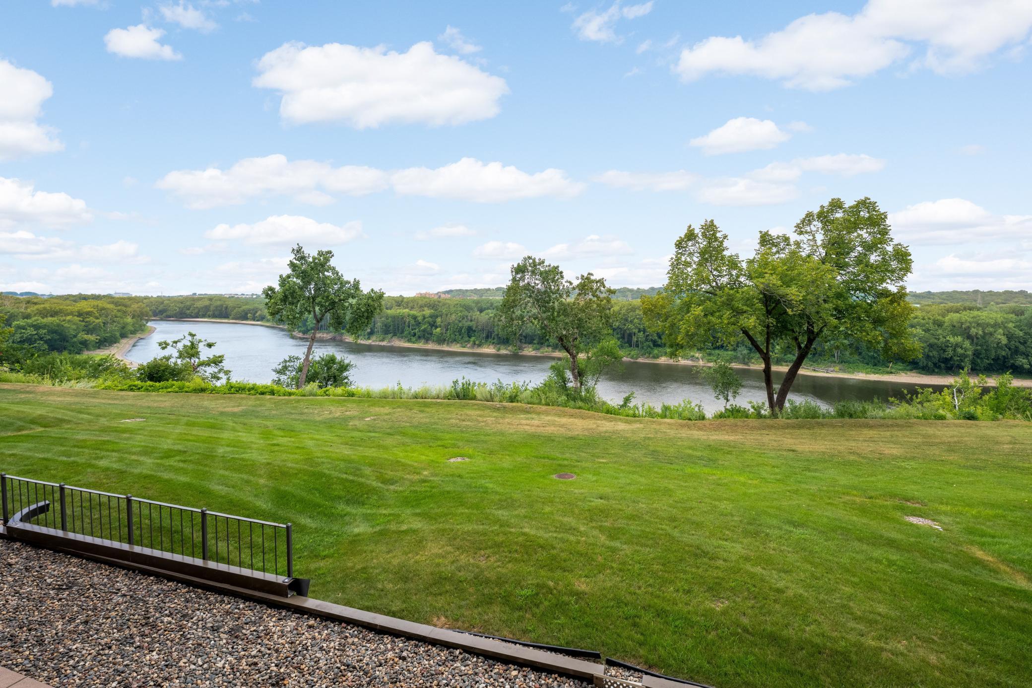 1101 Sibley Memorial Highway 207 — photo
