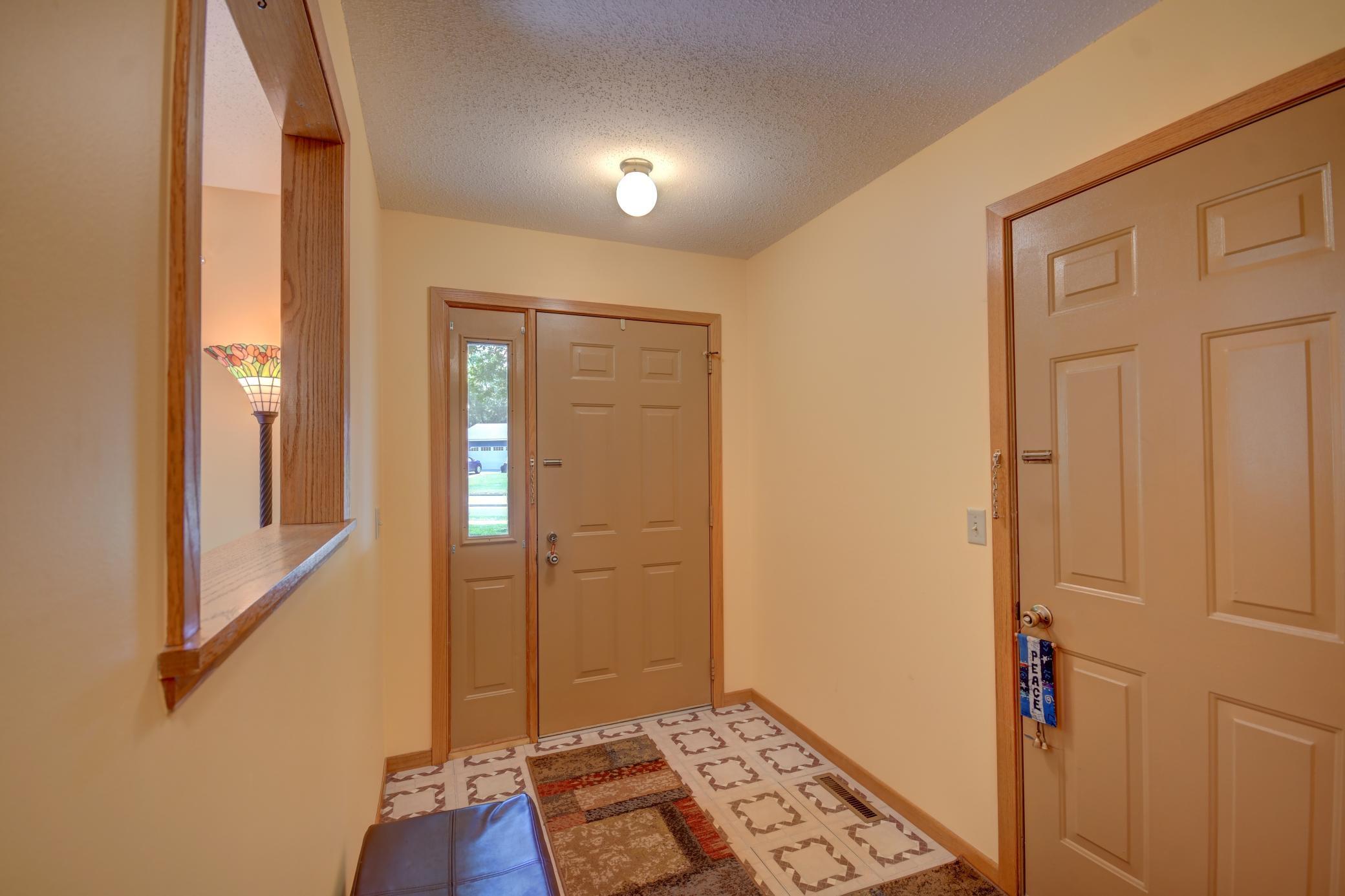 1539 Pheasantwood Trail — photo