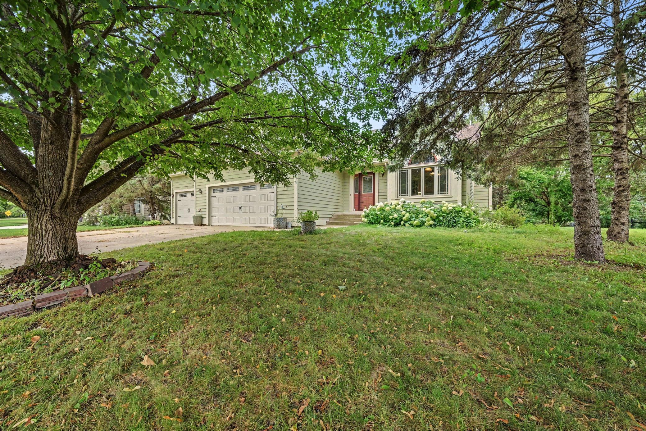 240 Woodridge Lane — photo