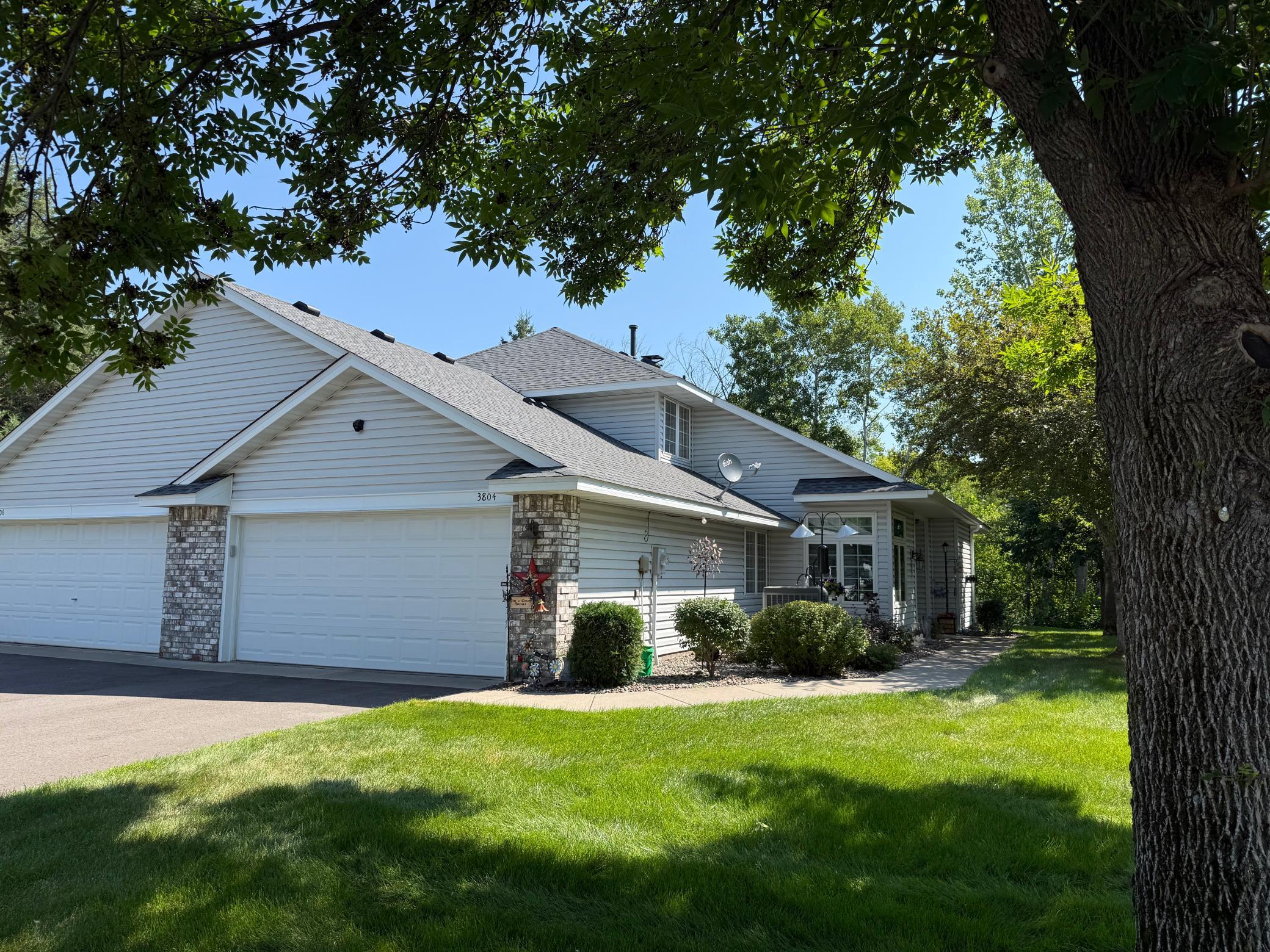 3804 Weaver Court — photo