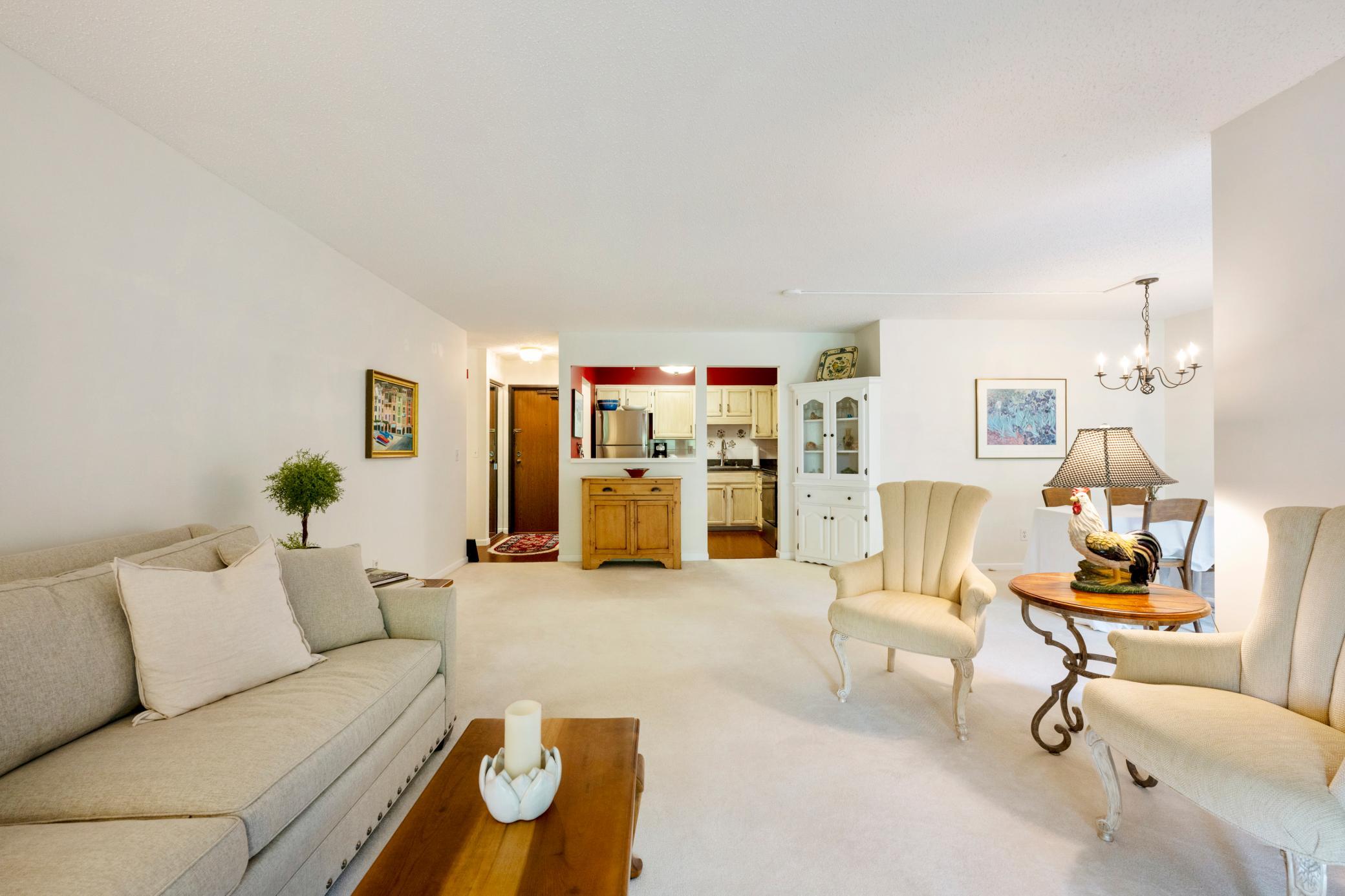 1800 Riverwood Drive 301 — photo