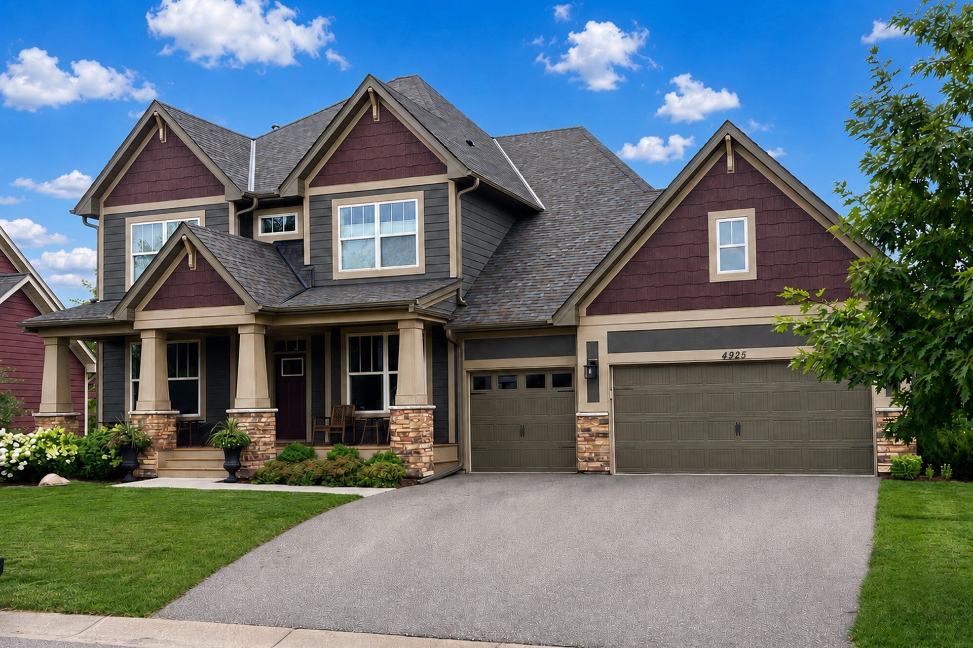 4925 Otter Trail NE — photo