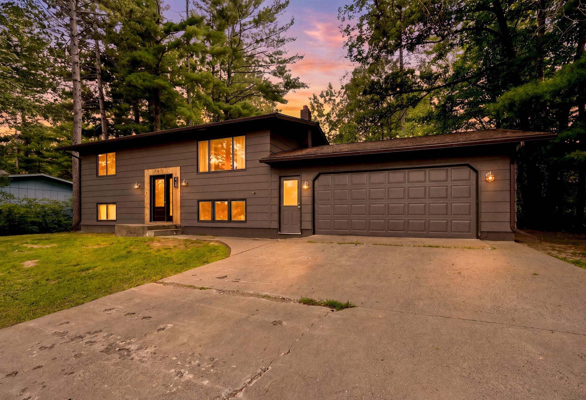 1705 Fraser Drive — photo