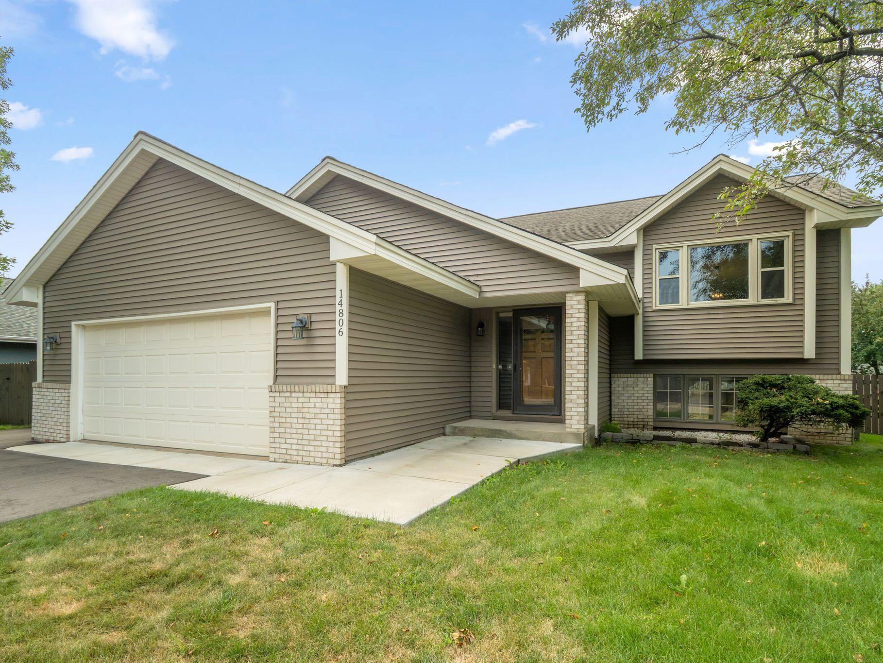 14806 Hallmark Drive — photo
