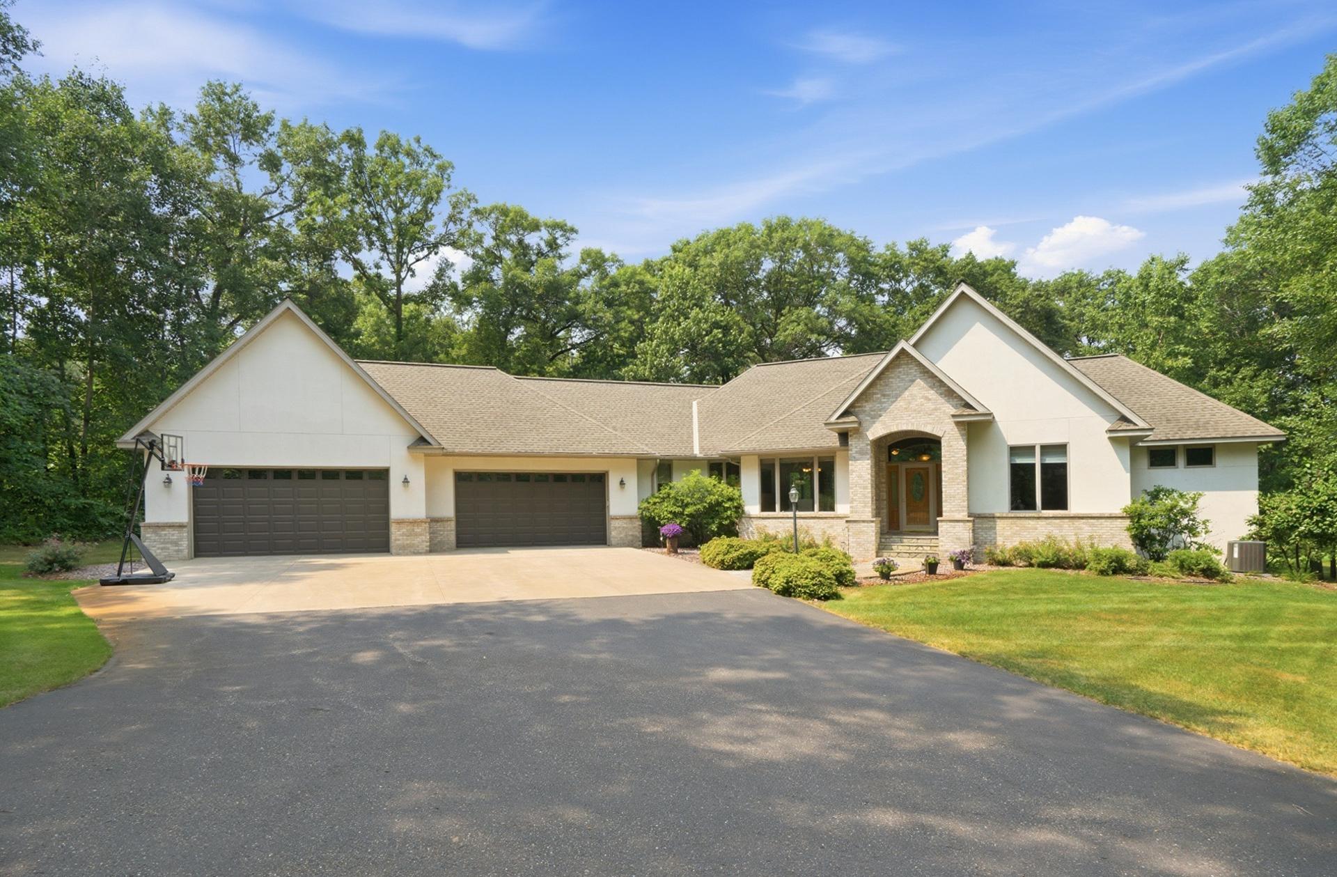 34707 Hillcrest Road — photo