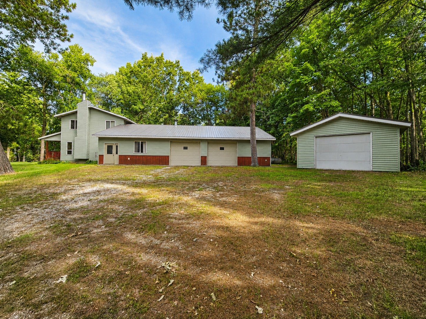 4902 Woodland Drive NW — photo