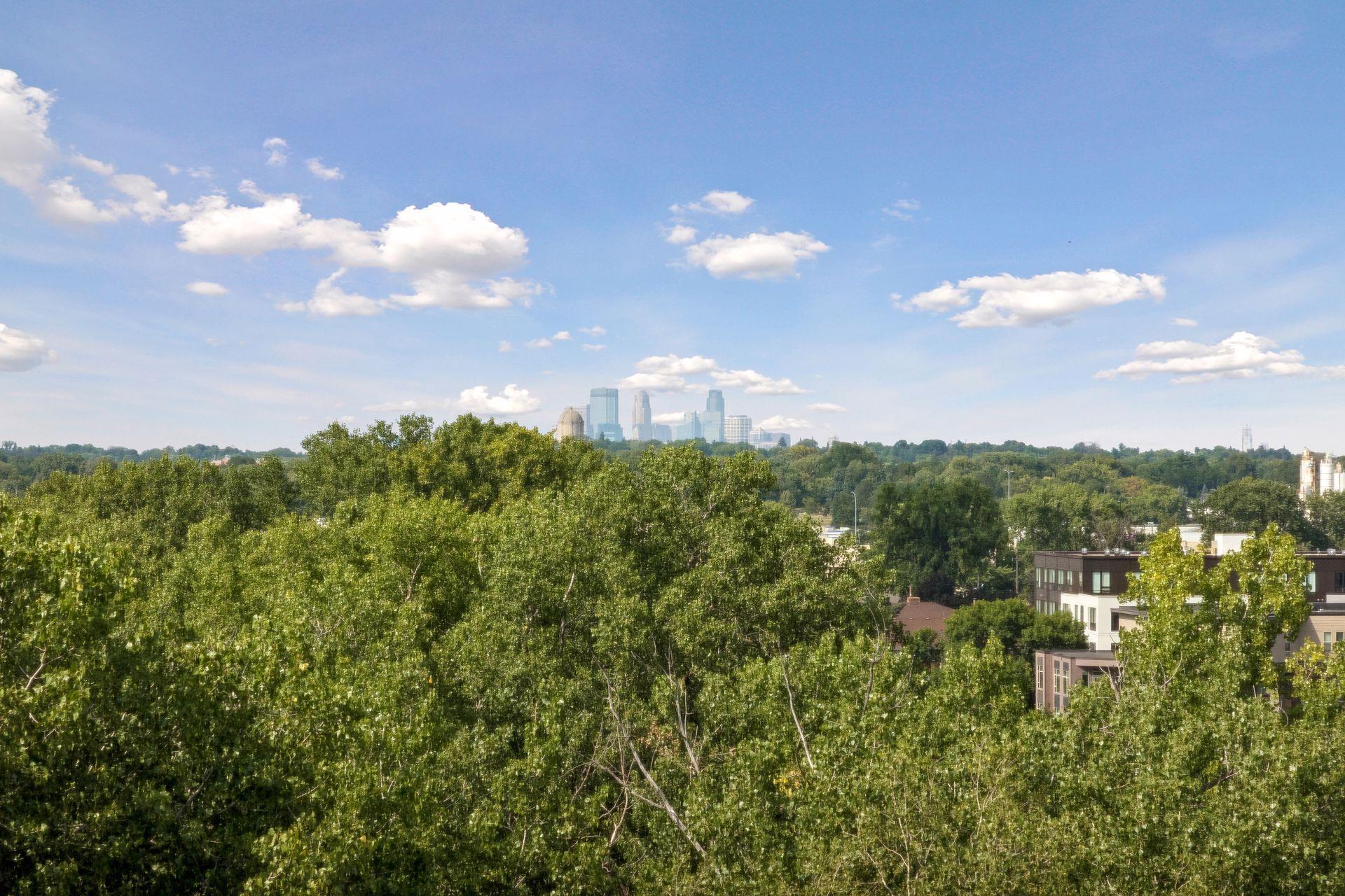 6500 Woodlake Drive 905 — photo