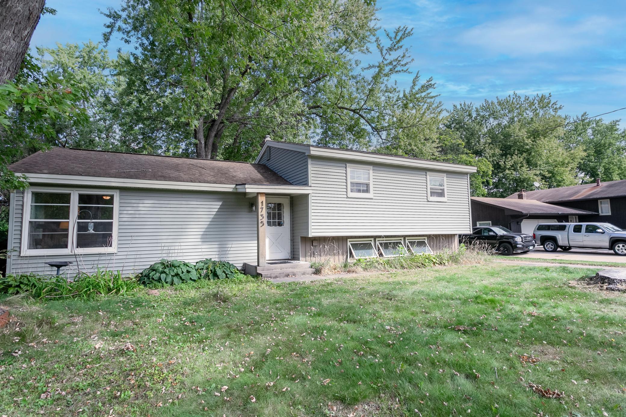 1735 Birch Lake Avenue — photo