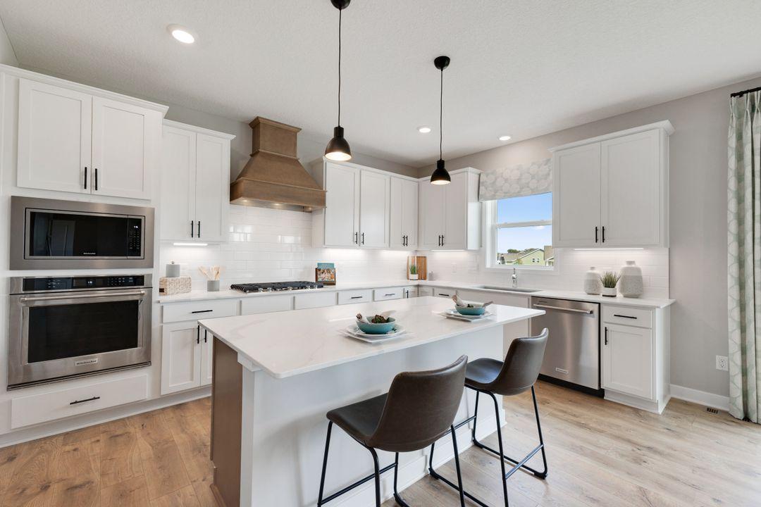 7996 Marquette Court NE — photo