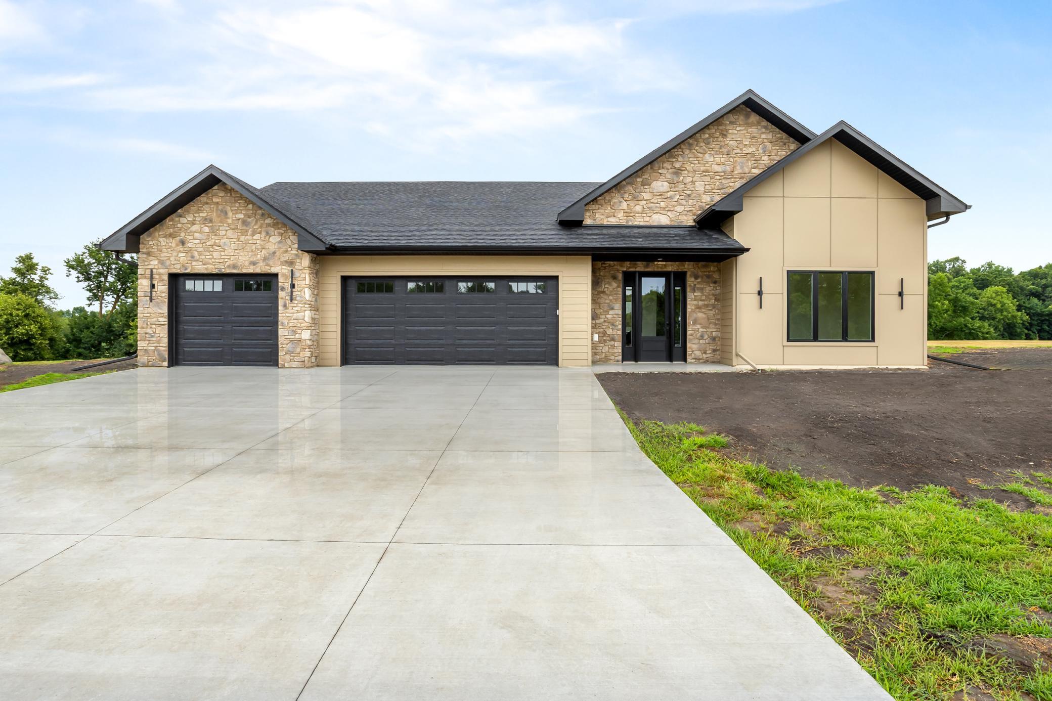 14433 Grandview Lane — photo
