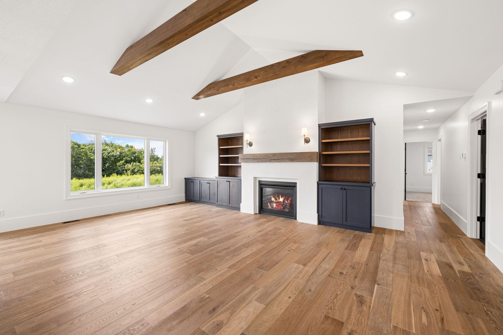 16764 Dakota Street NW — photo