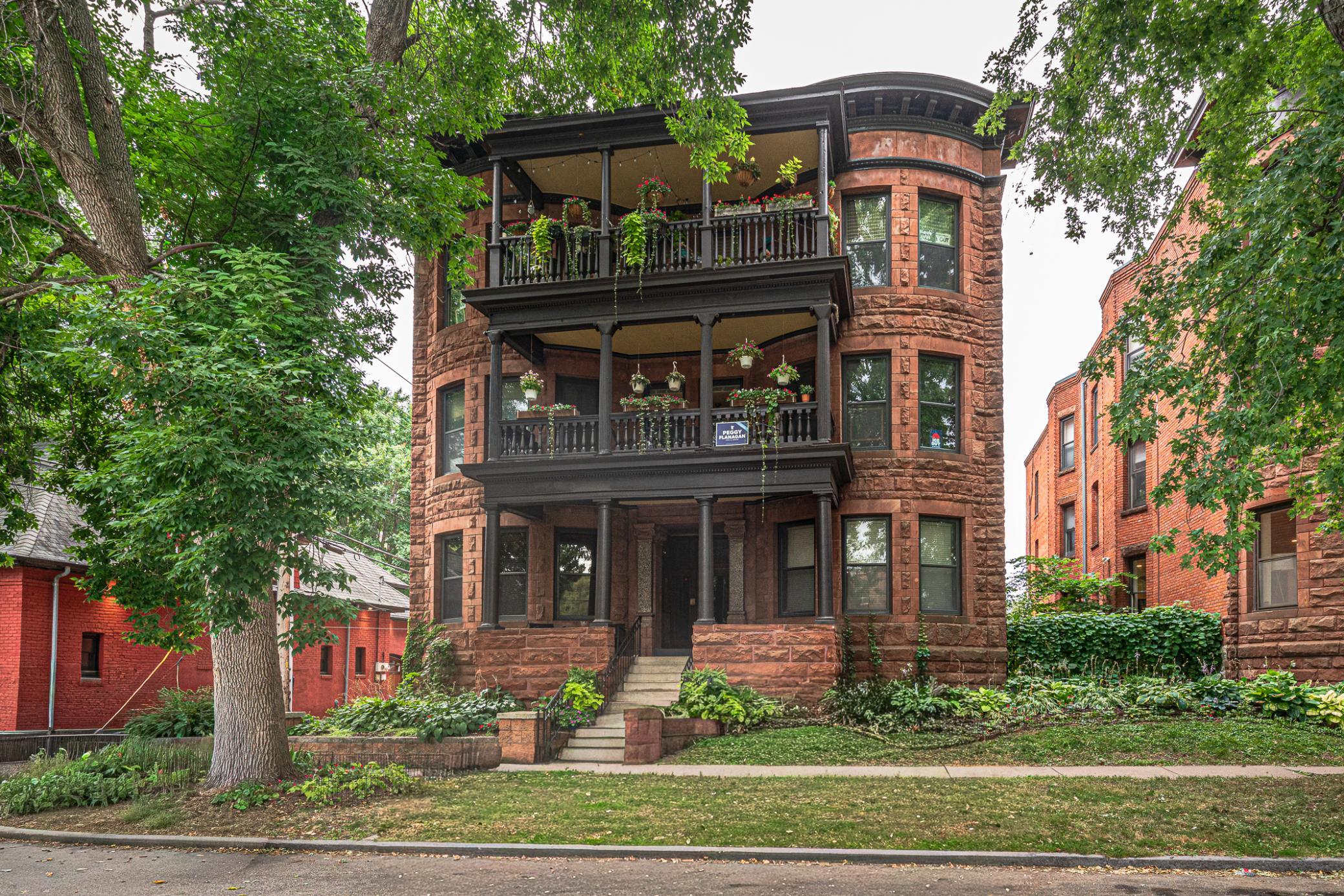 223 Arundel Street 1 — photo