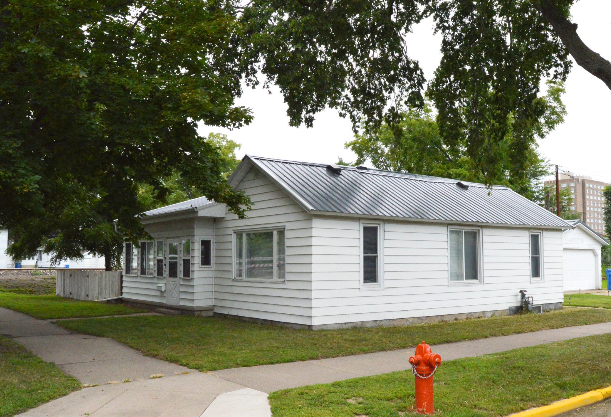 574 Wilson Street — photo