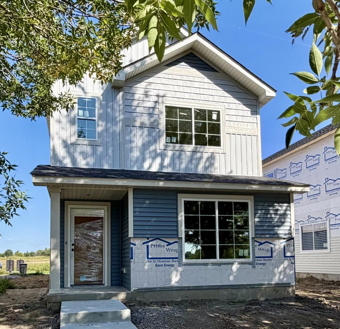 7077 Kittredge Lane NE — photo