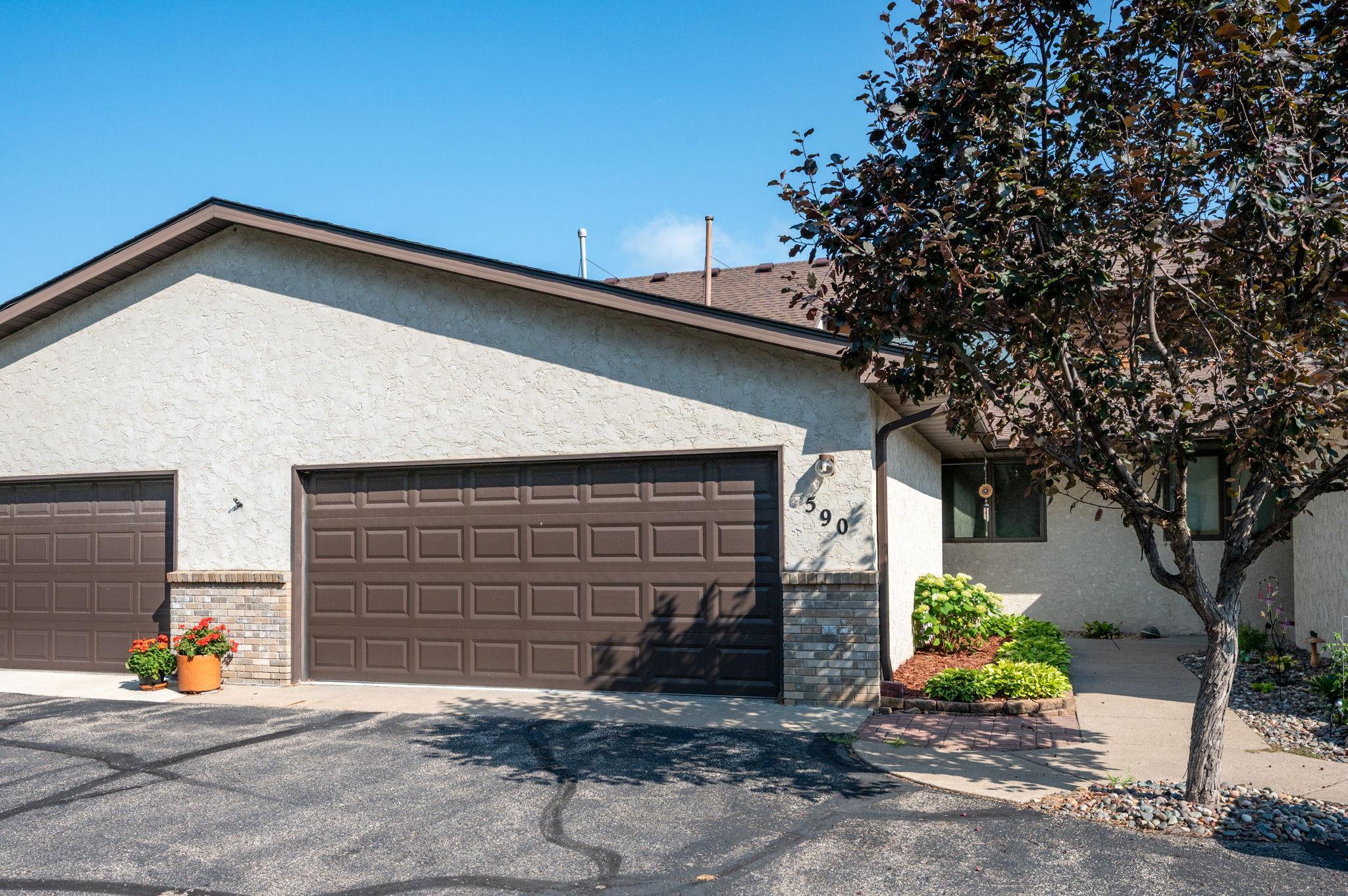 660 Riverview Drive 590 — photo