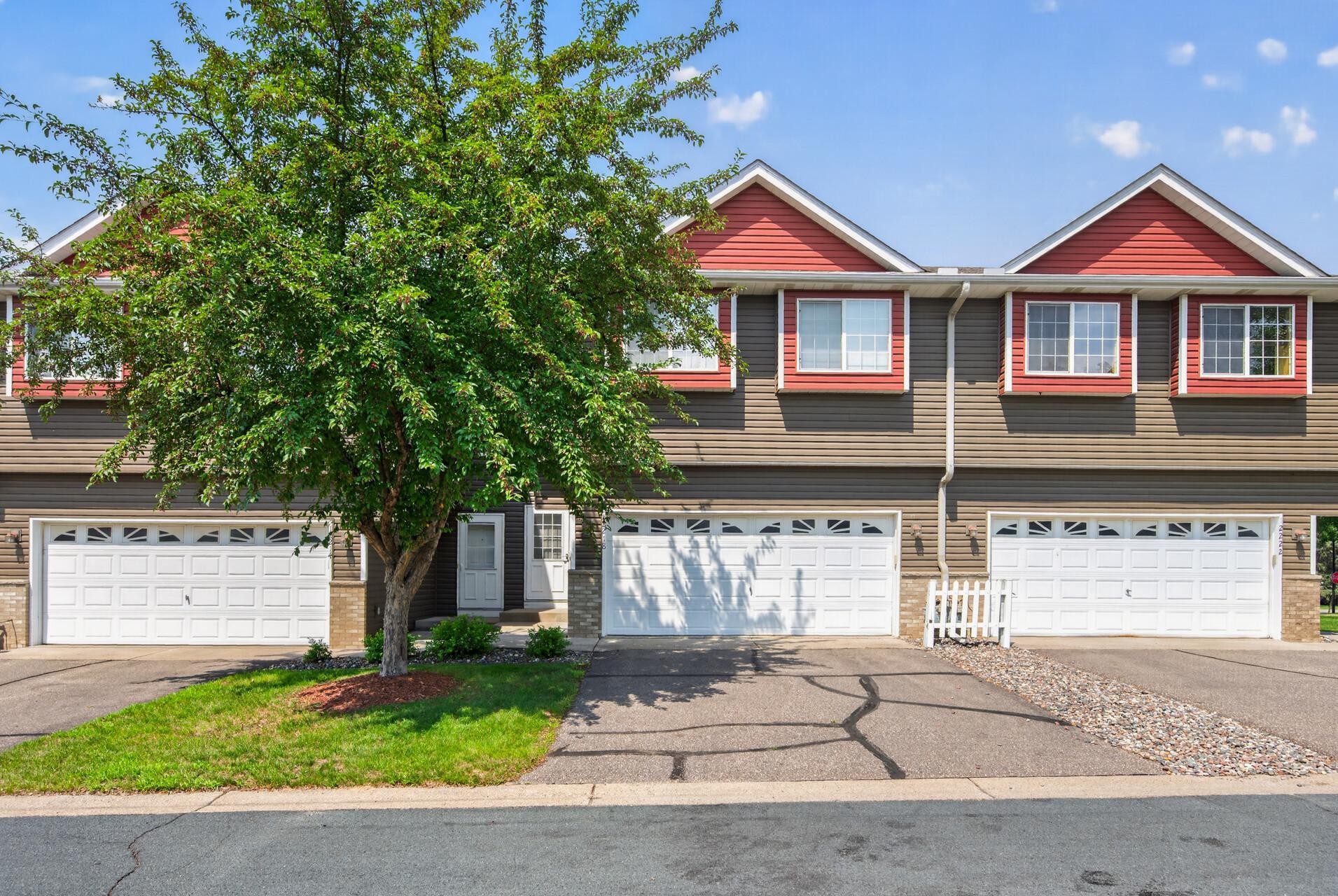 12218 Buchanan Court NE — photo