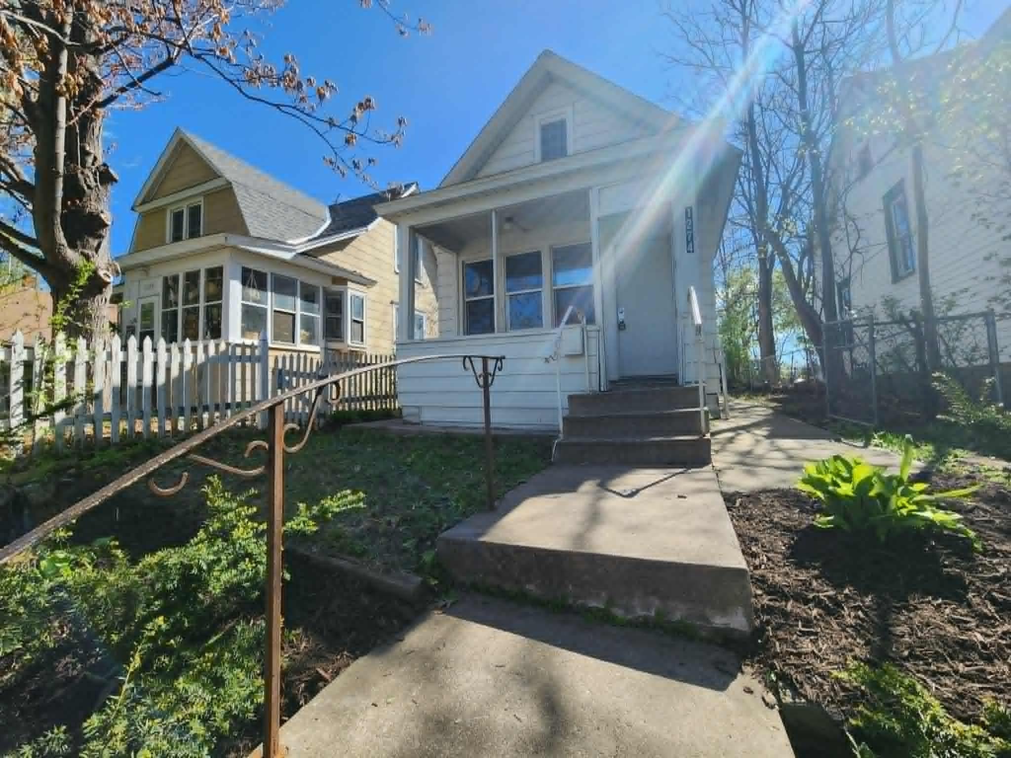 1274 Edgerton Street — photo