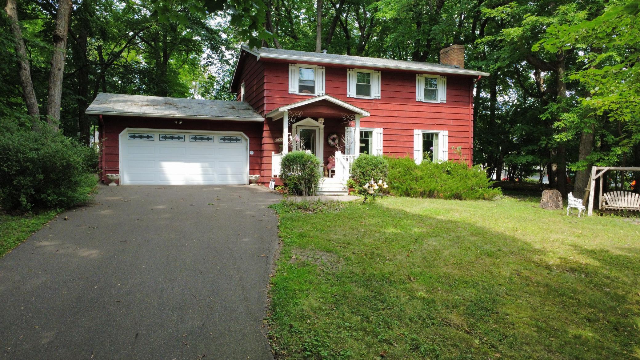 1719 Fagerness Point Road — photo